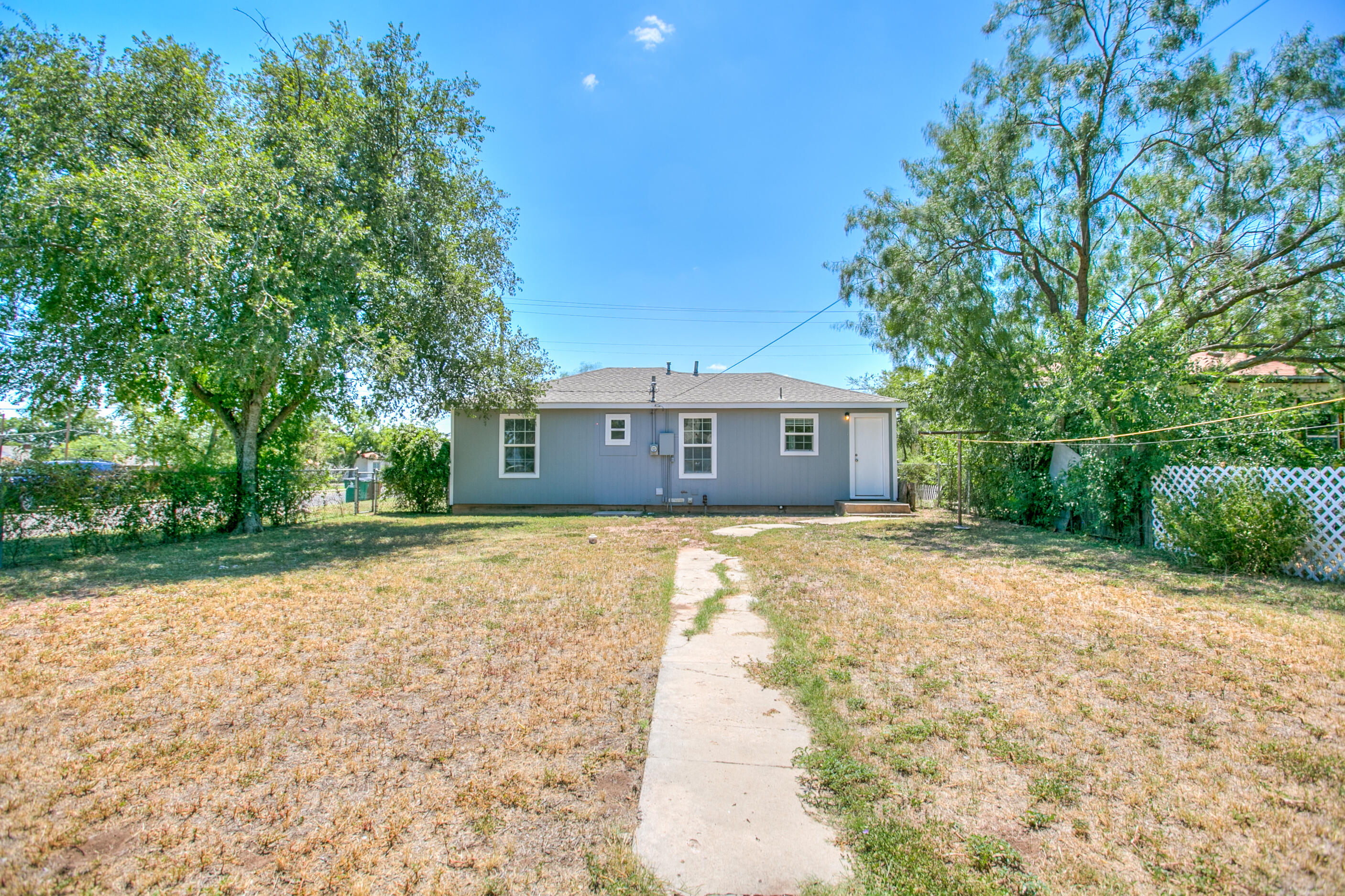 1502 Walnut Street Property Photo 23