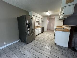 1102 E 9th Street Property Photo 15