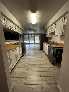 1102 E 9th Street Property Photo 16