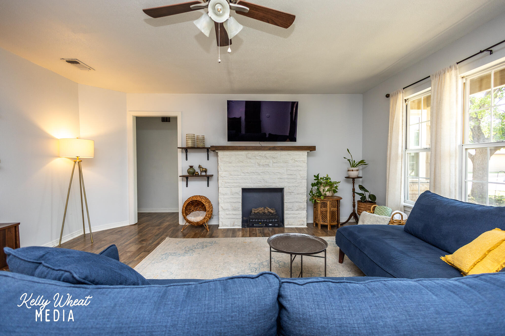 2102 Coleman Street Property Photo 4