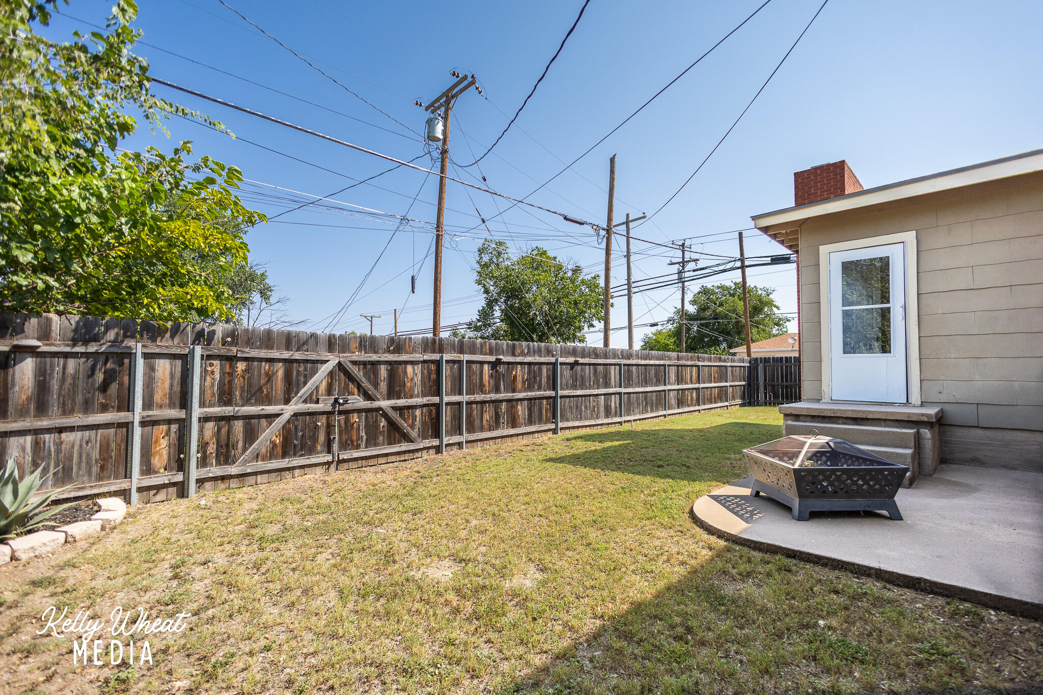 2102 Coleman Street Property Photo 29
