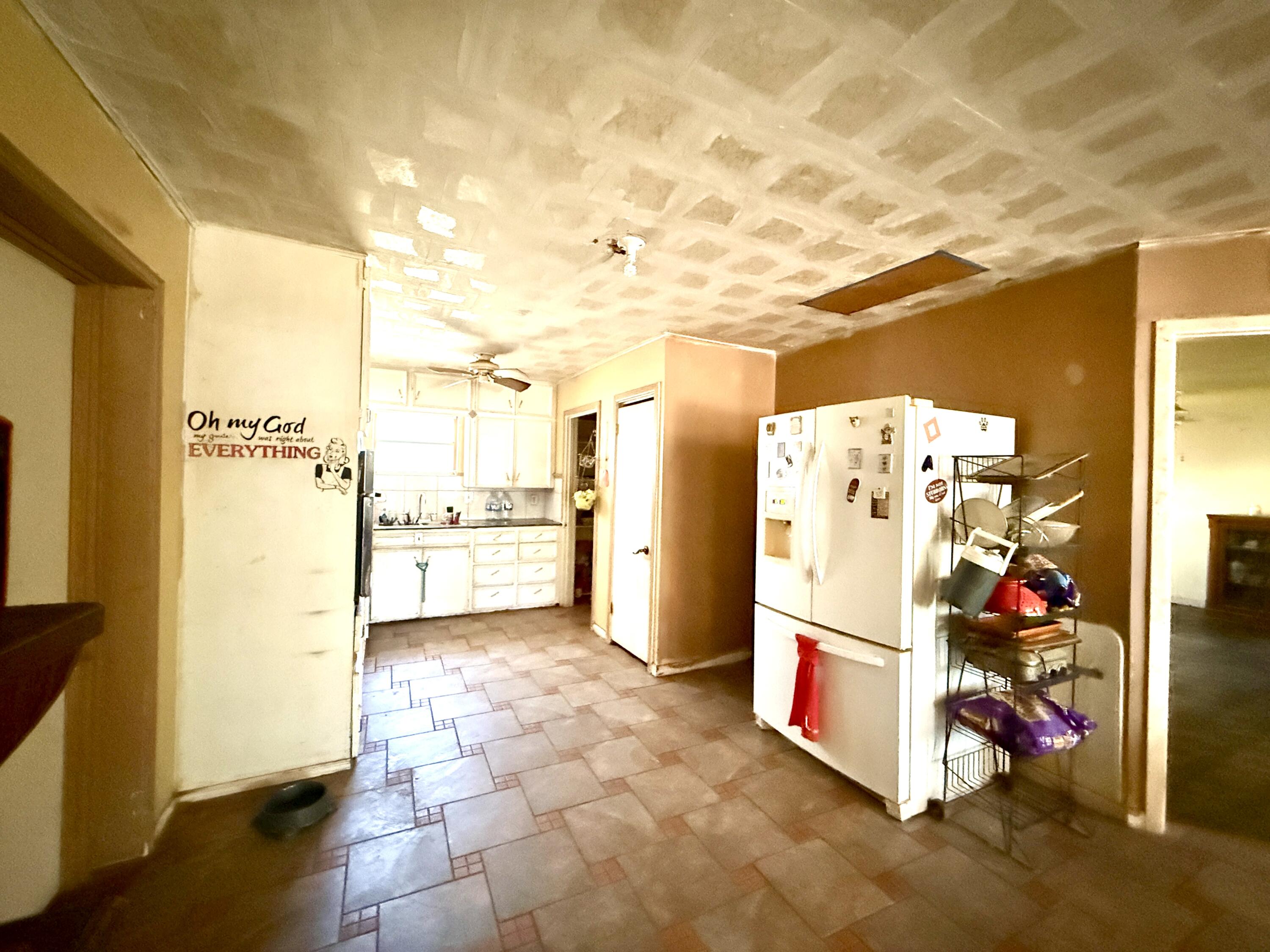 319 Zero Street Property Photo 3