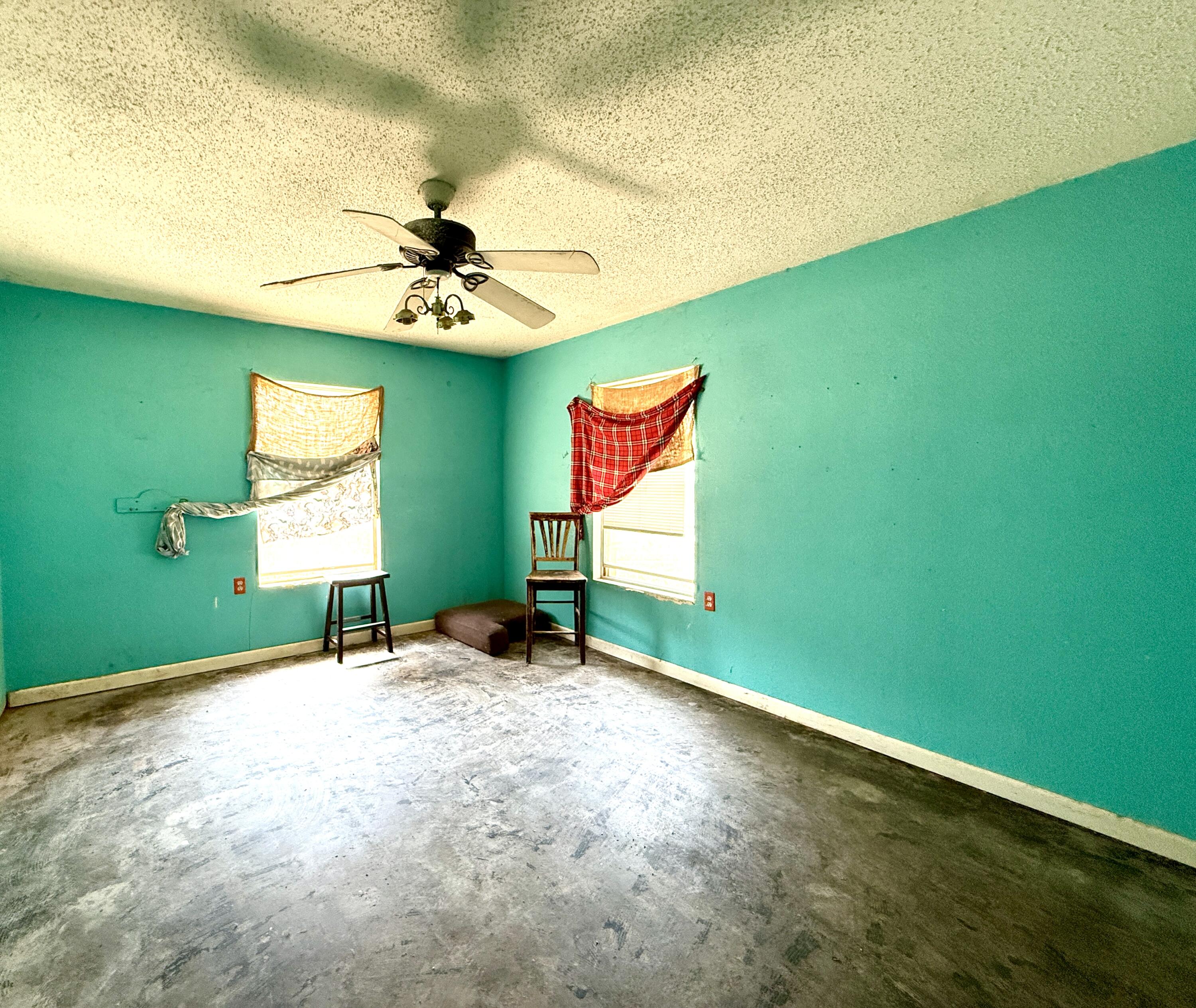 319 Zero Street Property Photo 7
