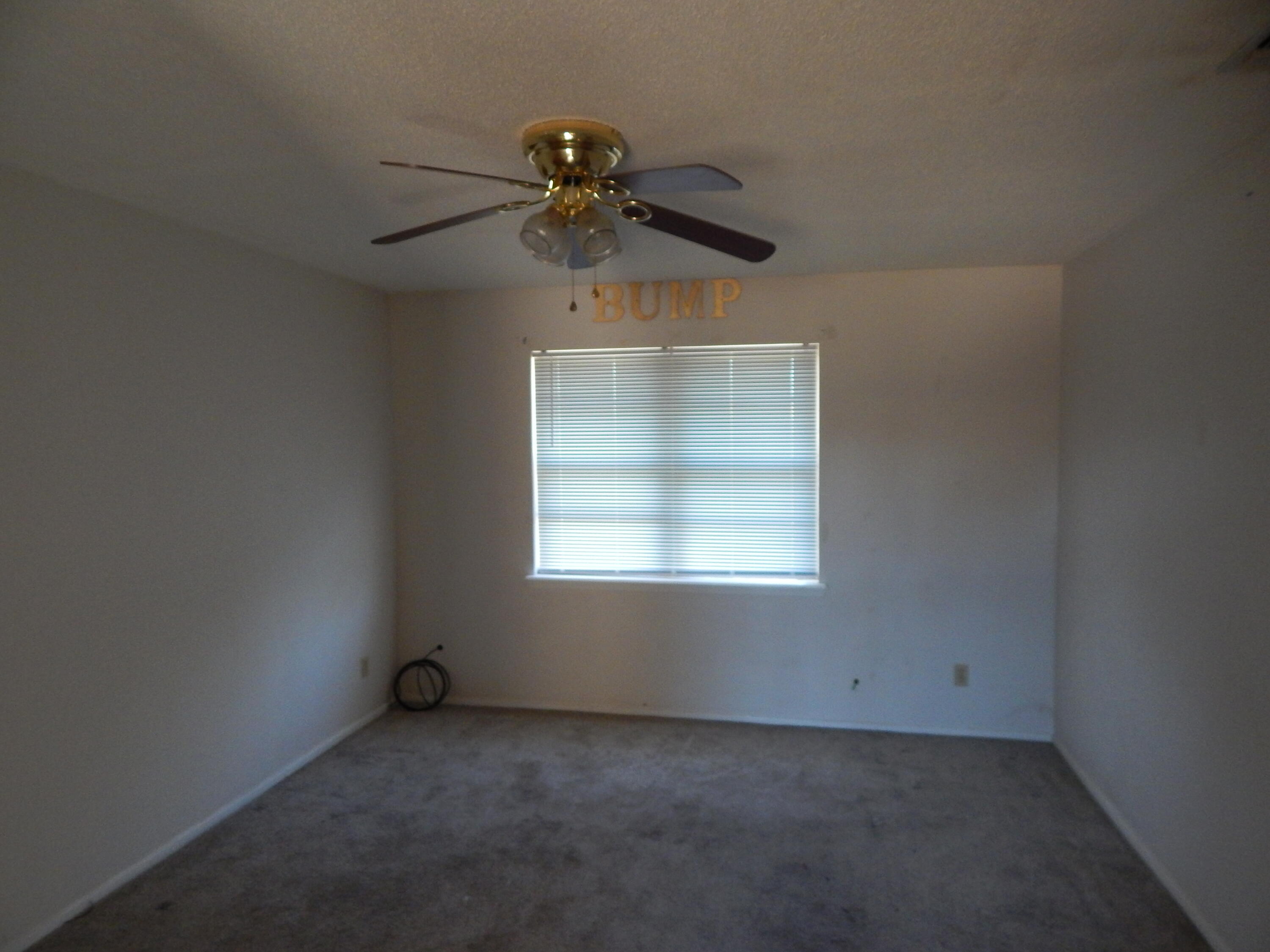822 Stonewall Drive Property Photo 3
