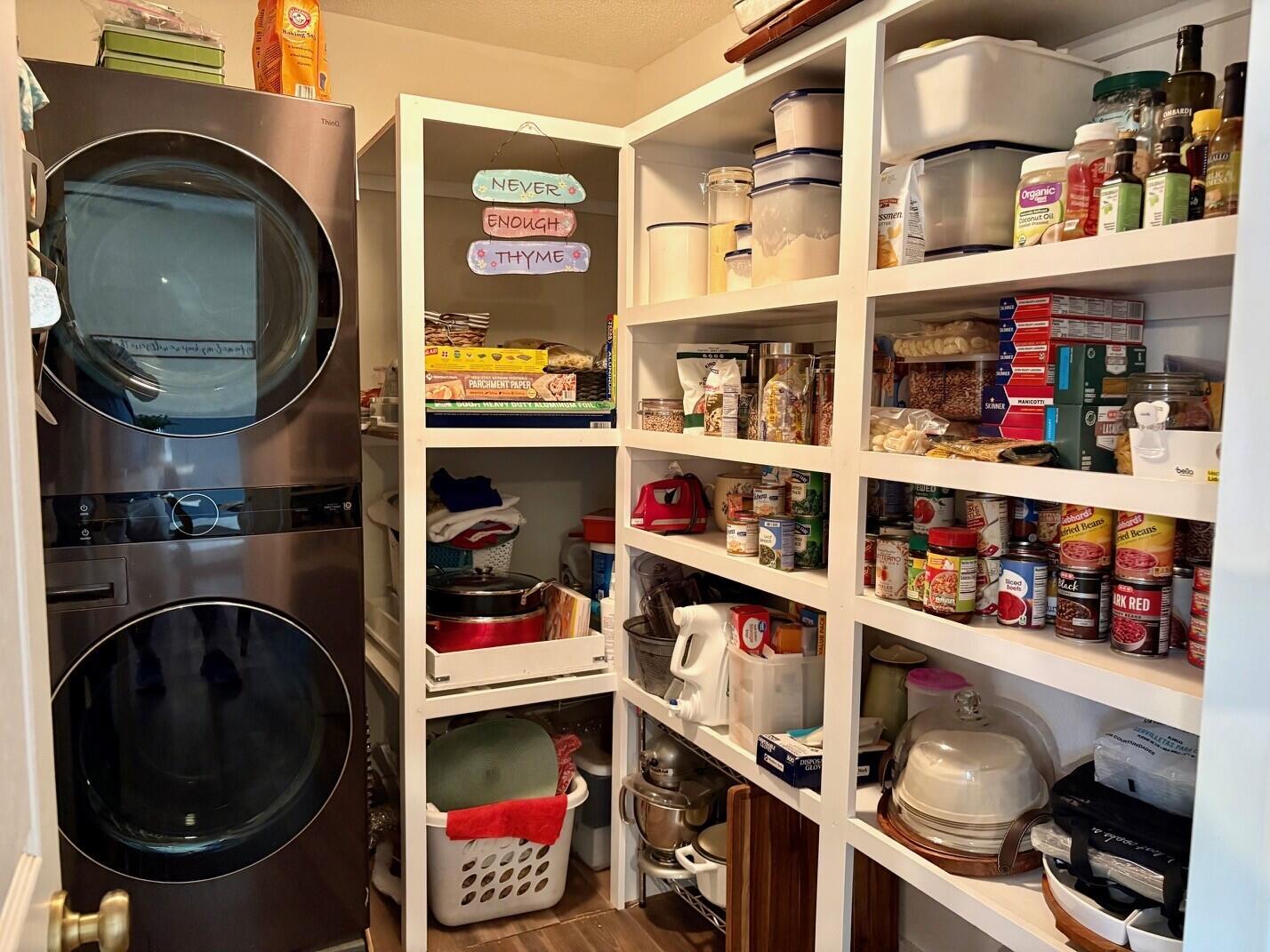 112 S Woods Street Property Photo 6