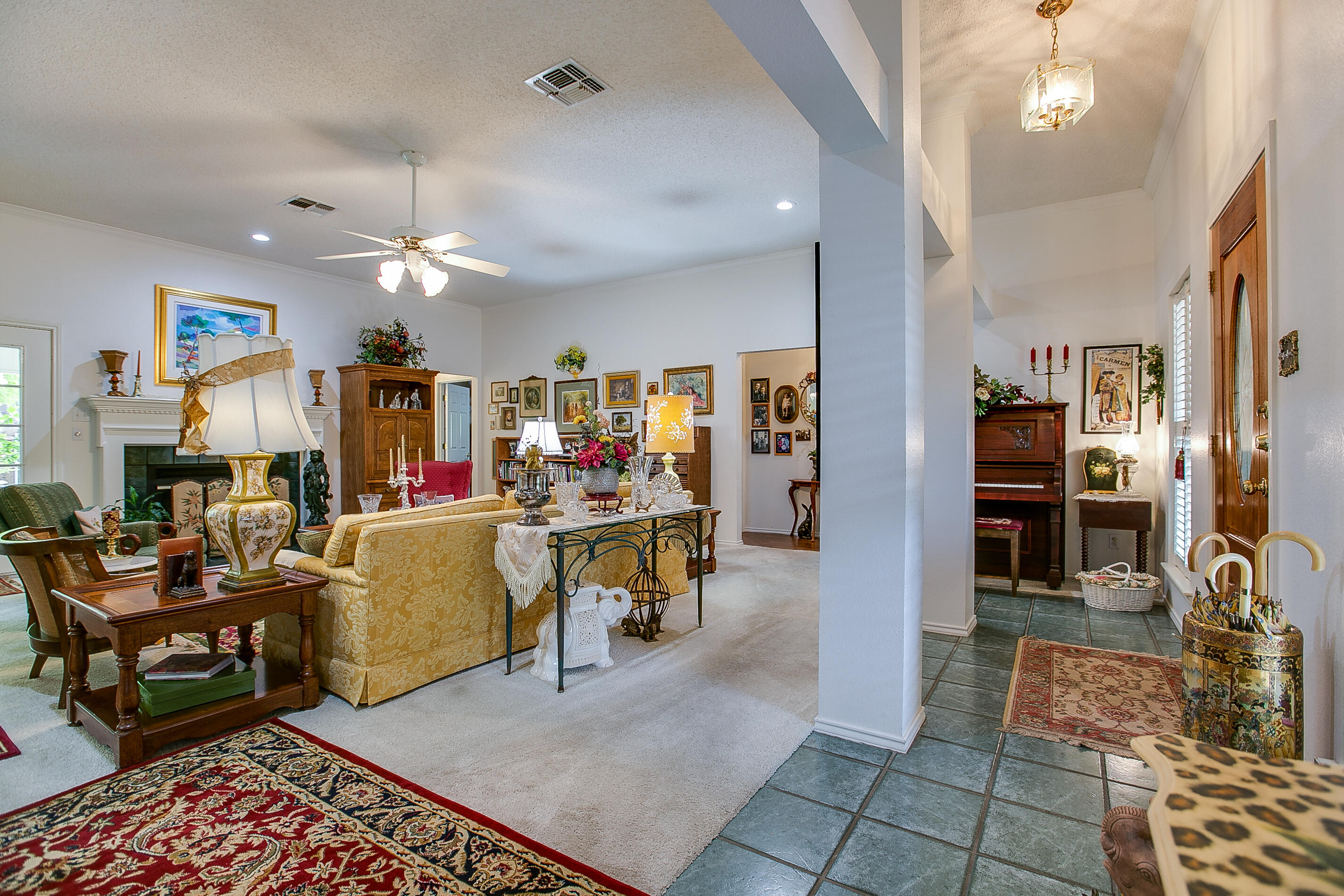 3329 Silver Spur Drive Property Photo 5