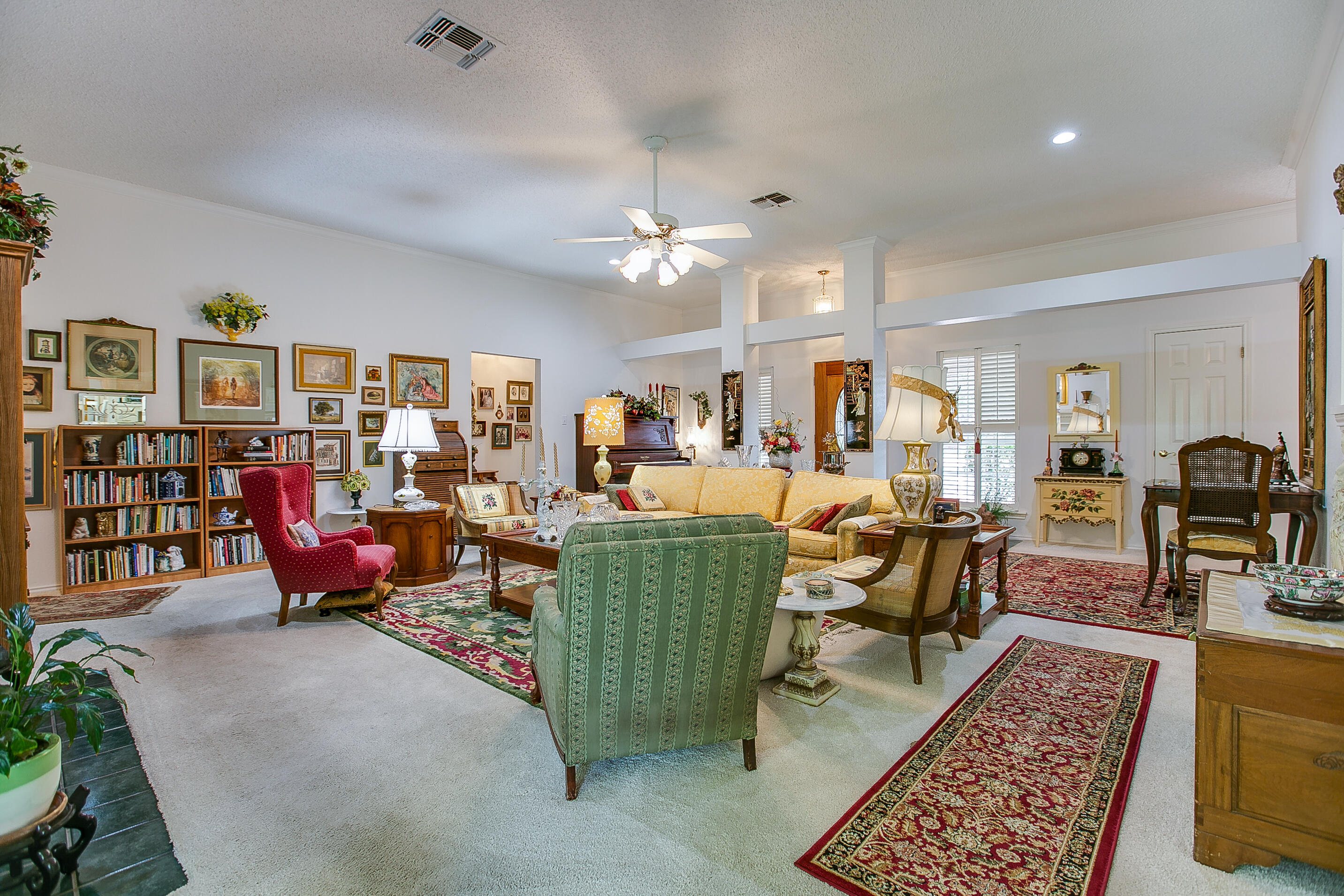 3329 Silver Spur Drive Property Photo 6