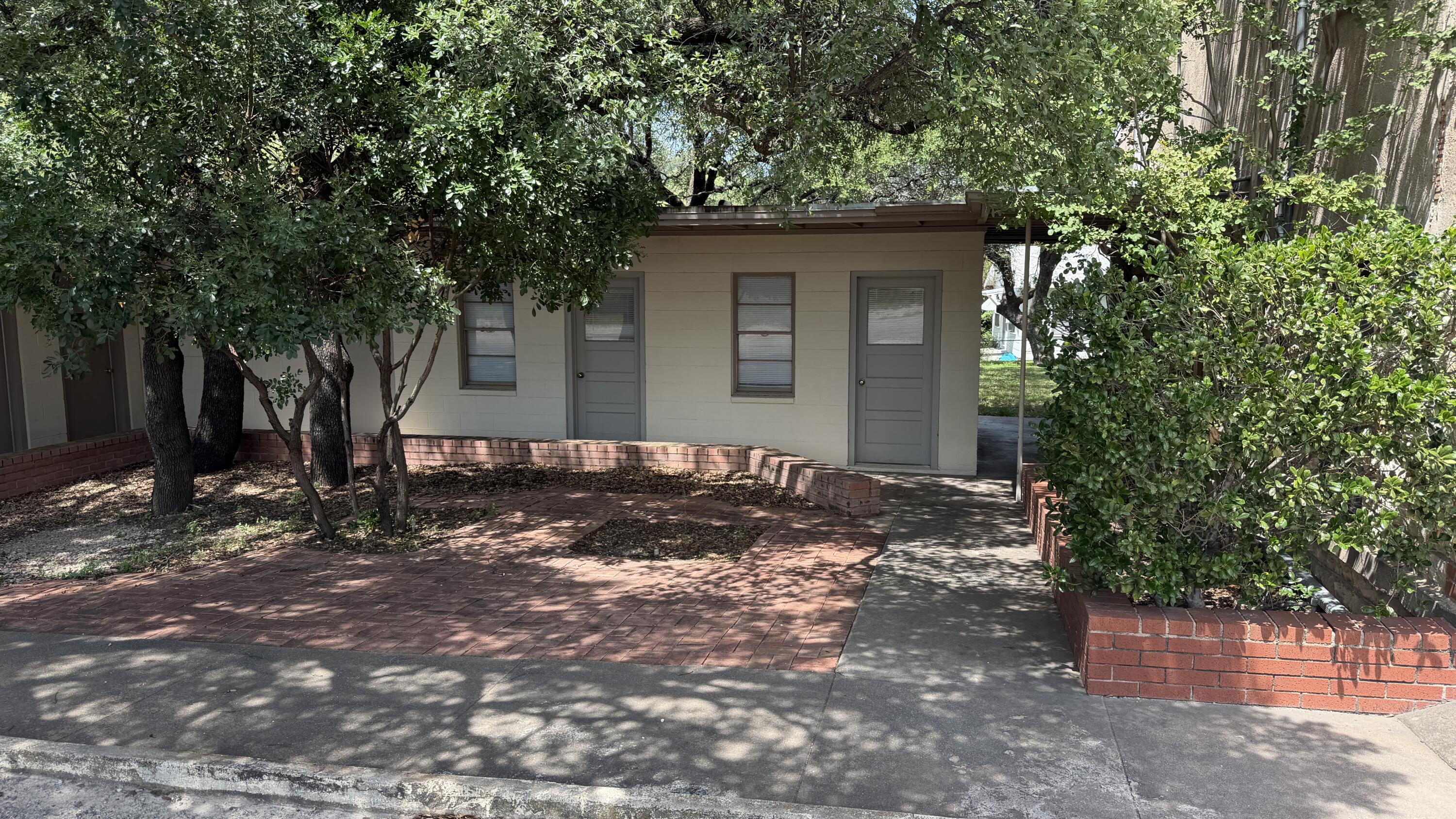 4517 Mckee Street Property Photo 9