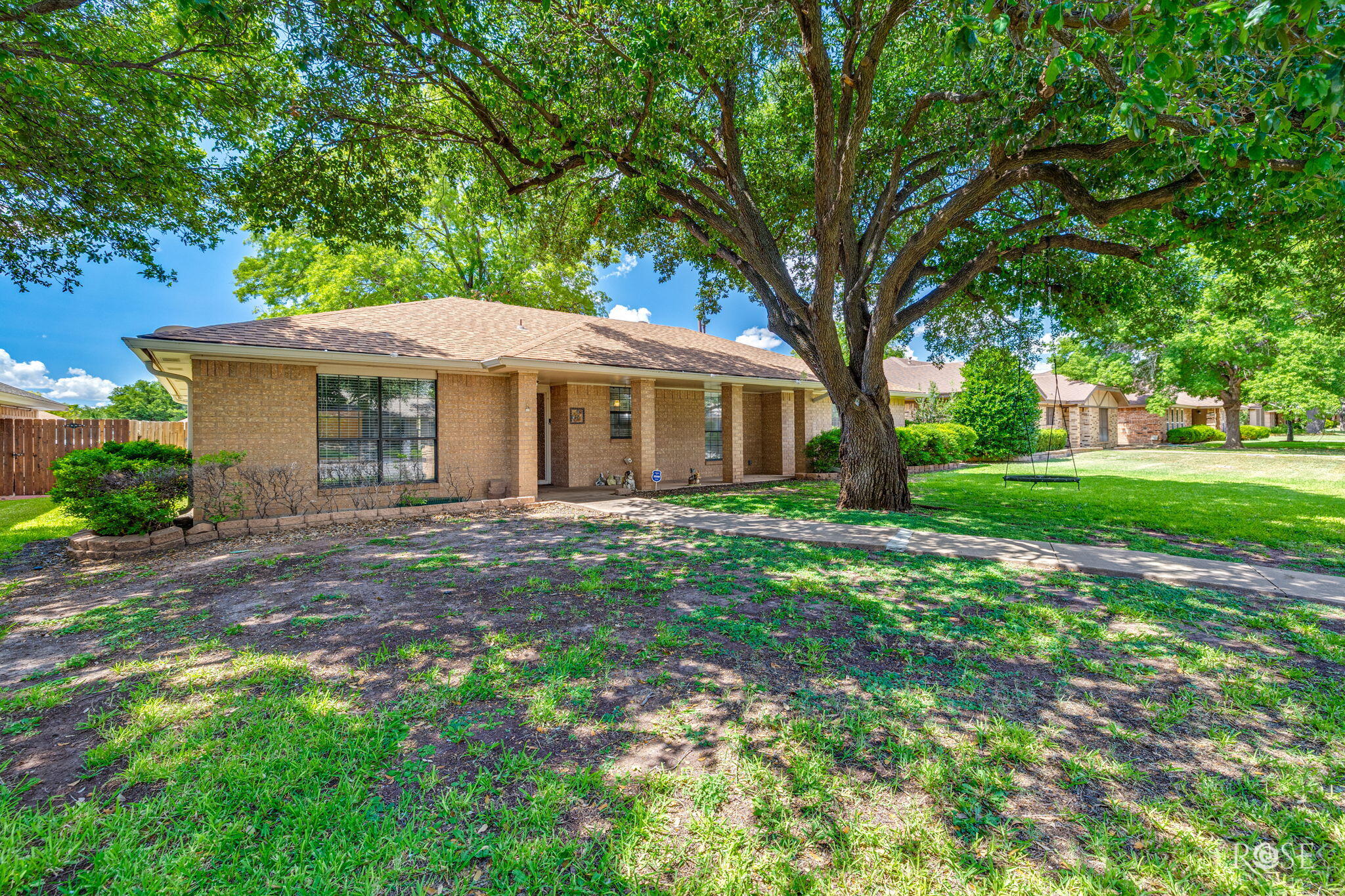 3333 Cedar Hill Drive Property Photo 4