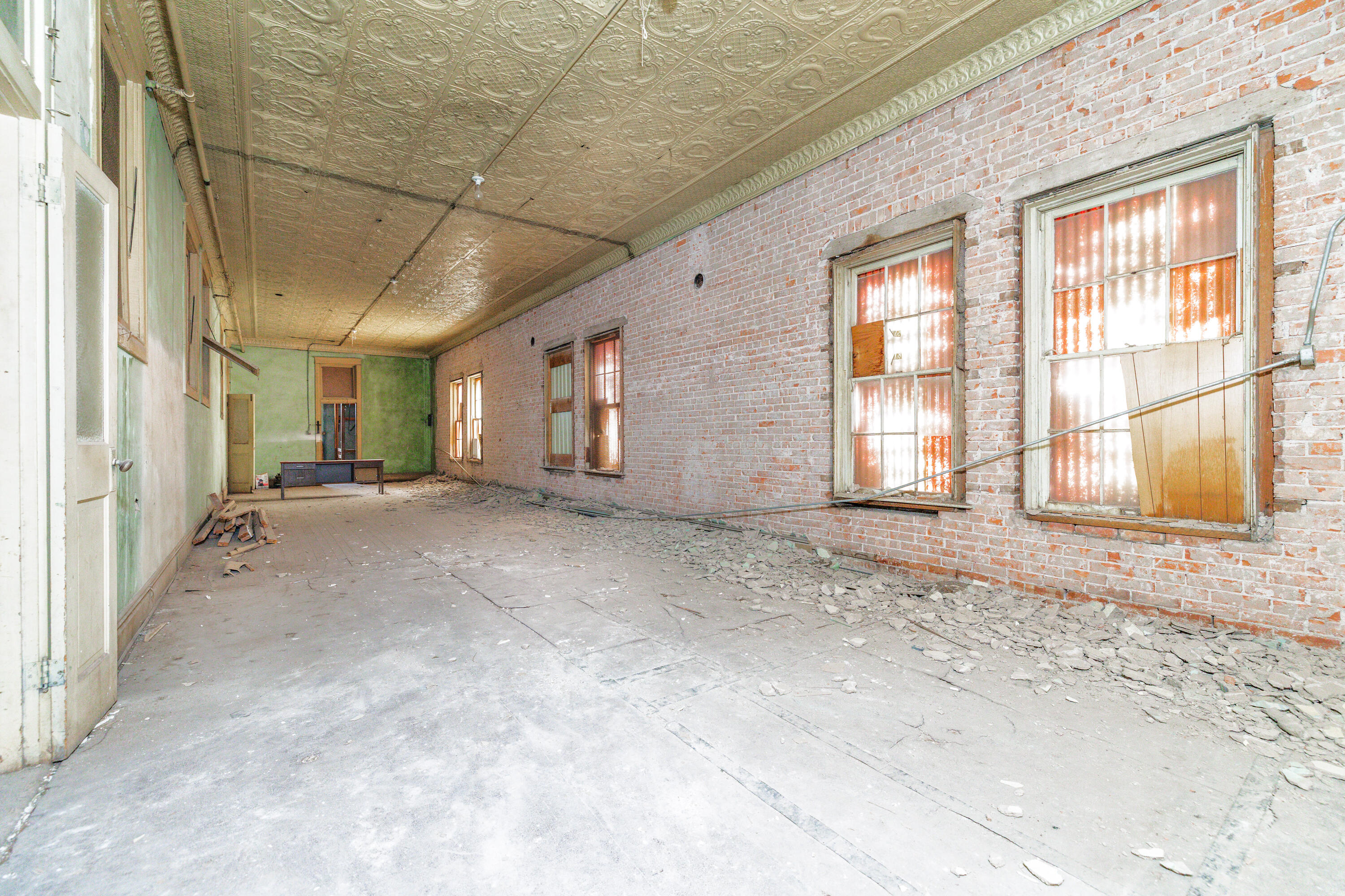 13 E Twohig Avenue Property Photo 12