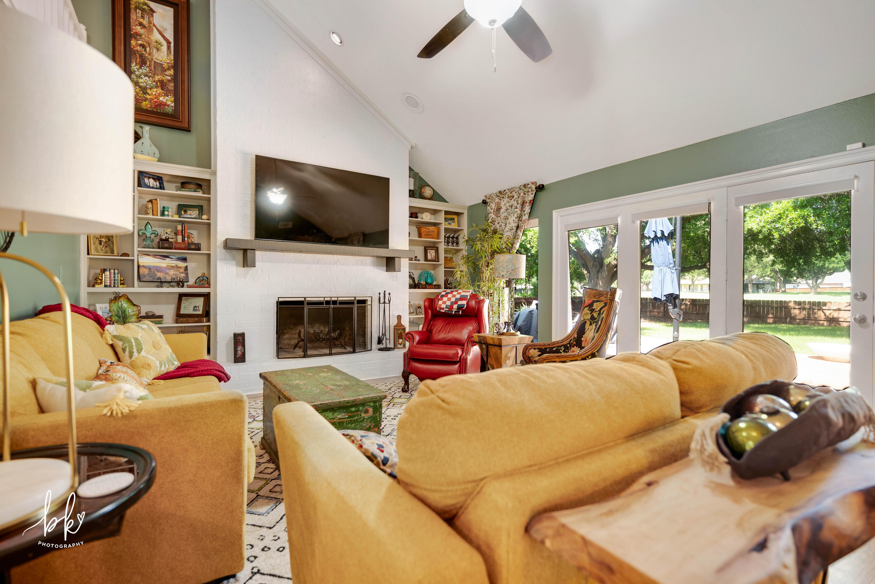 5414 Beverly Drive Property Photo 5