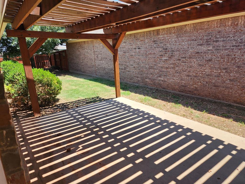 4150 Green Meadow Drive Property Photo 15