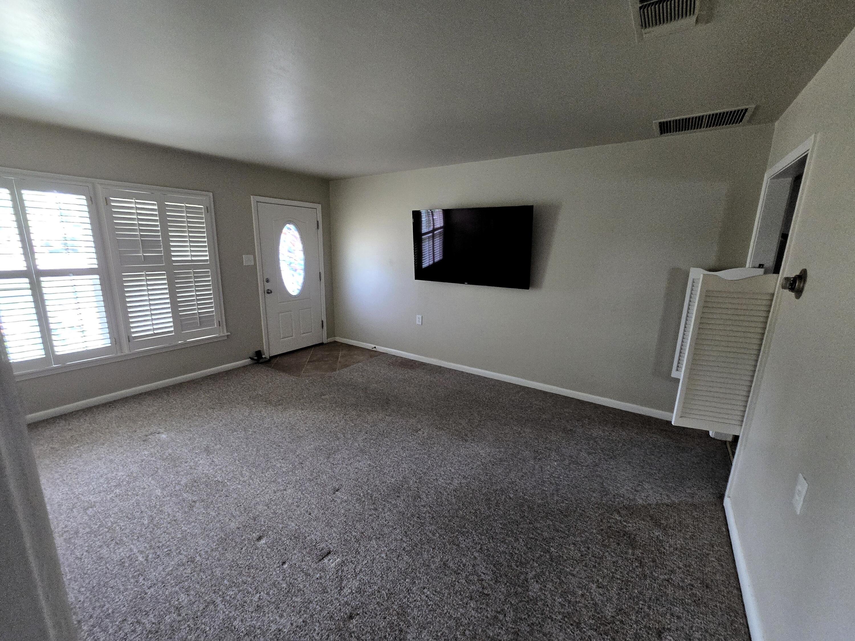 2516 W Beauregard Avenue Property Photo 4