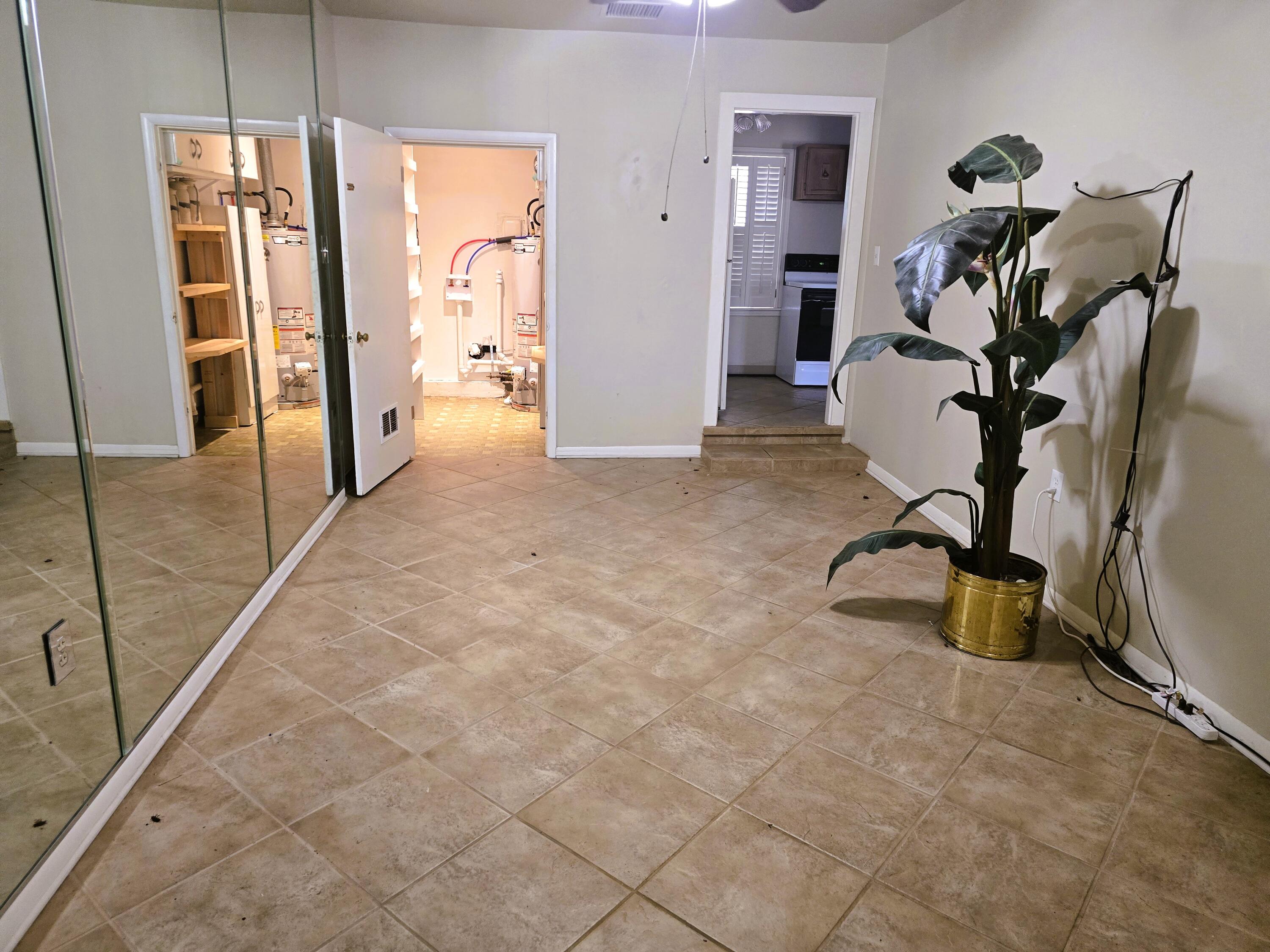 2516 W Beauregard Avenue Property Photo 12