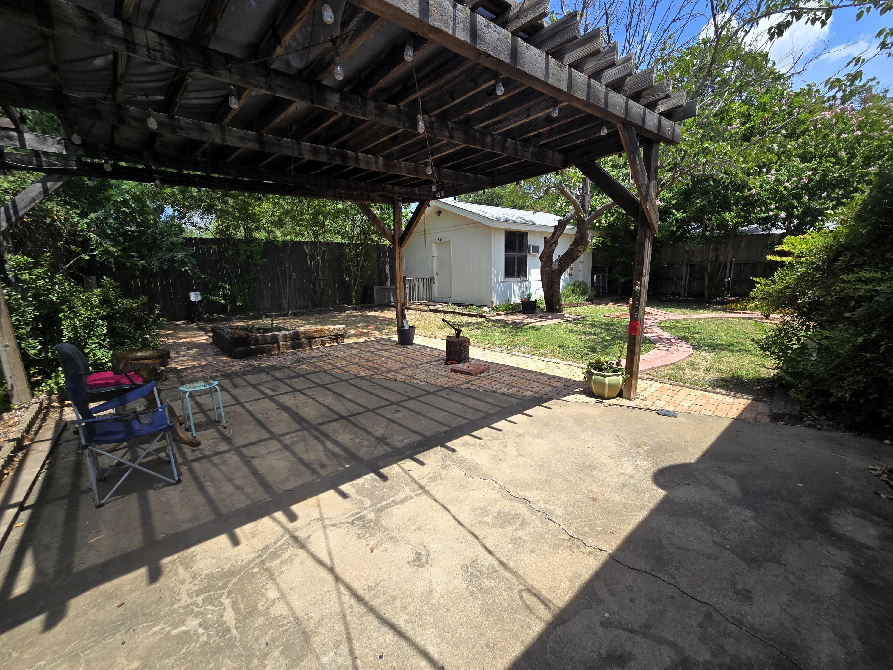 2516 W Beauregard Avenue Property Photo 15