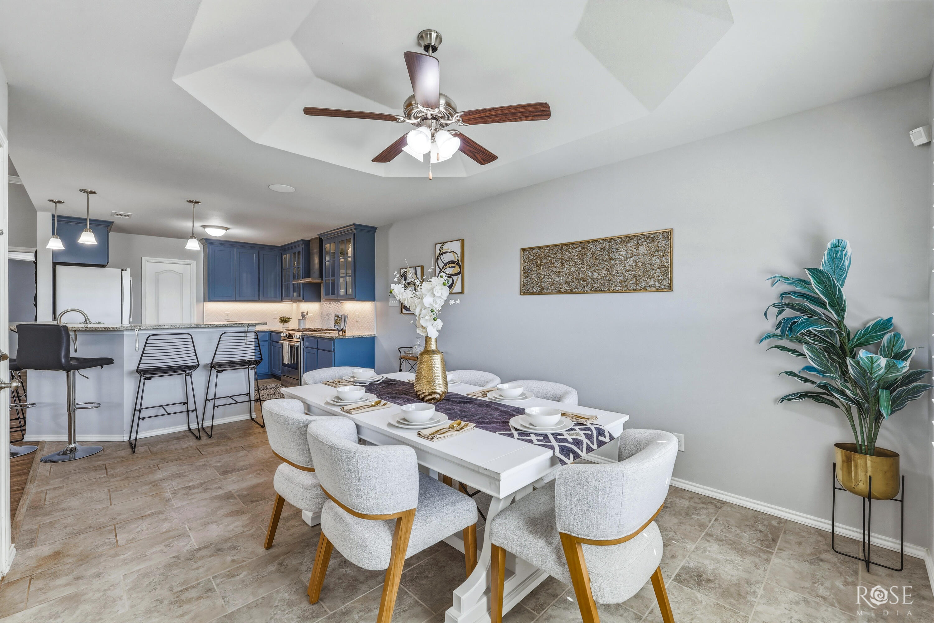 4125 Pendleton Parkway Property Photo 13