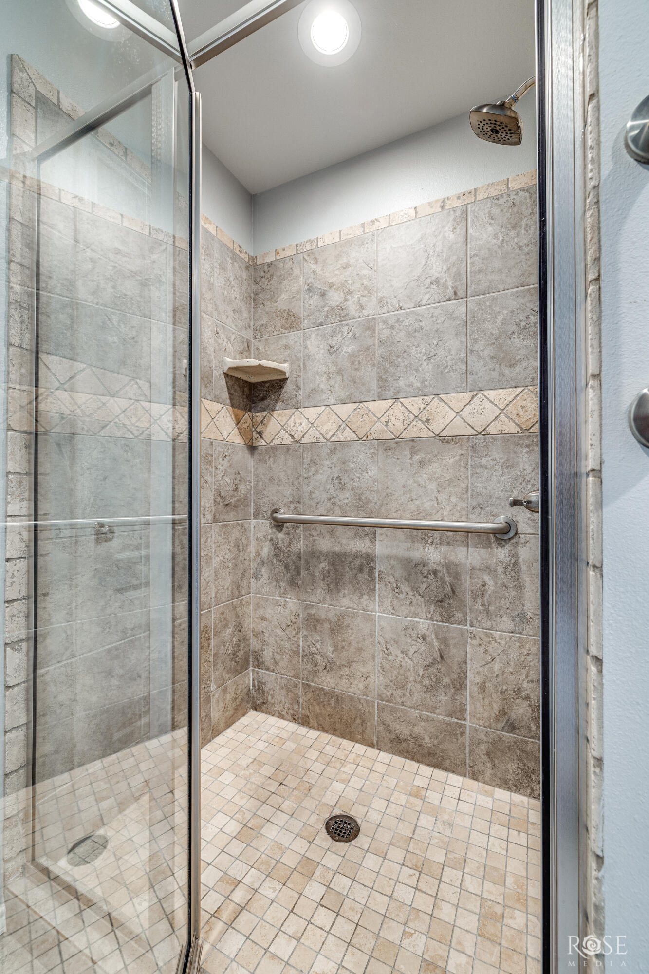 4125 Pendleton Parkway Property Photo 23