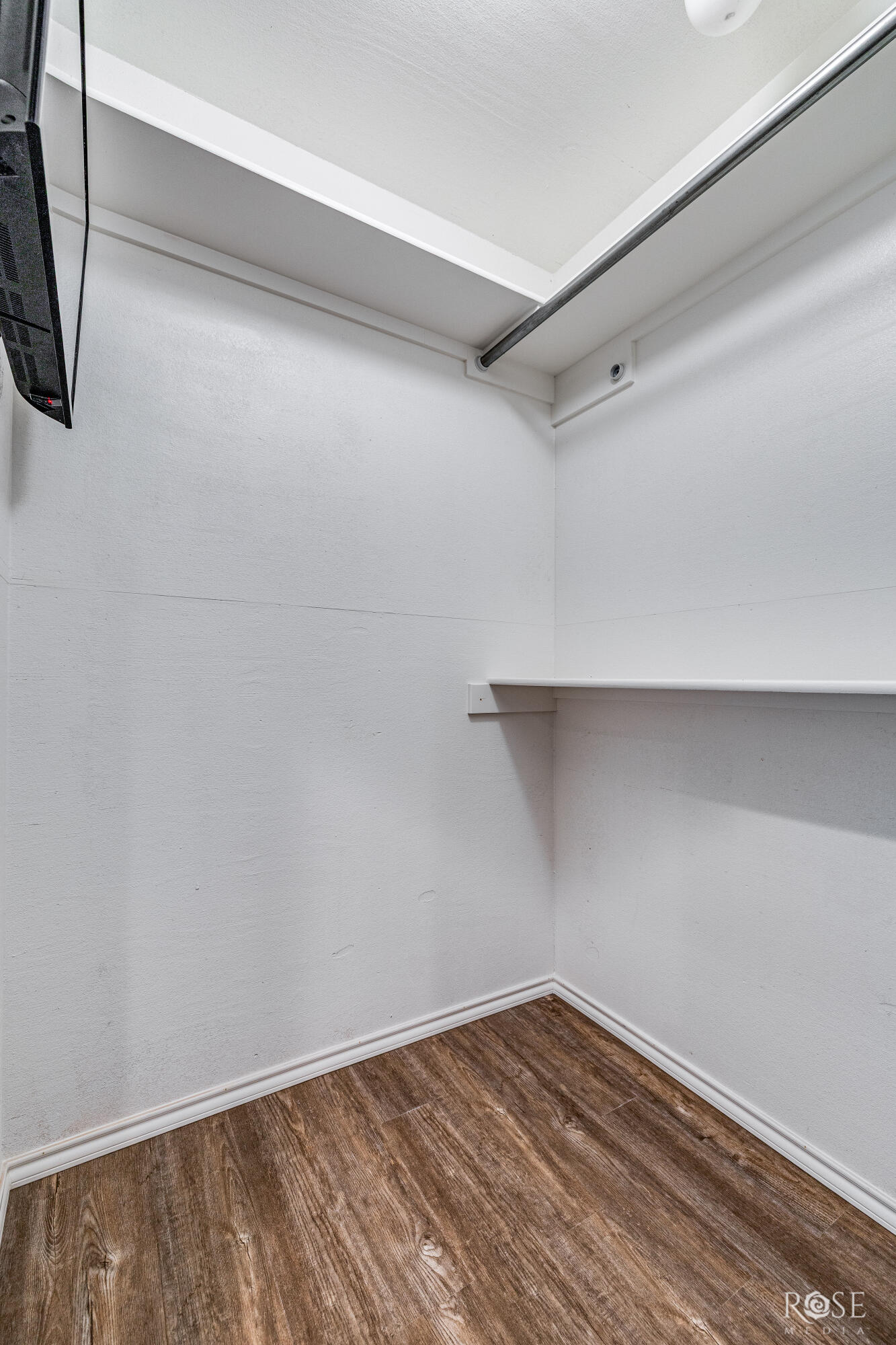 4125 Pendleton Parkway Property Photo 25