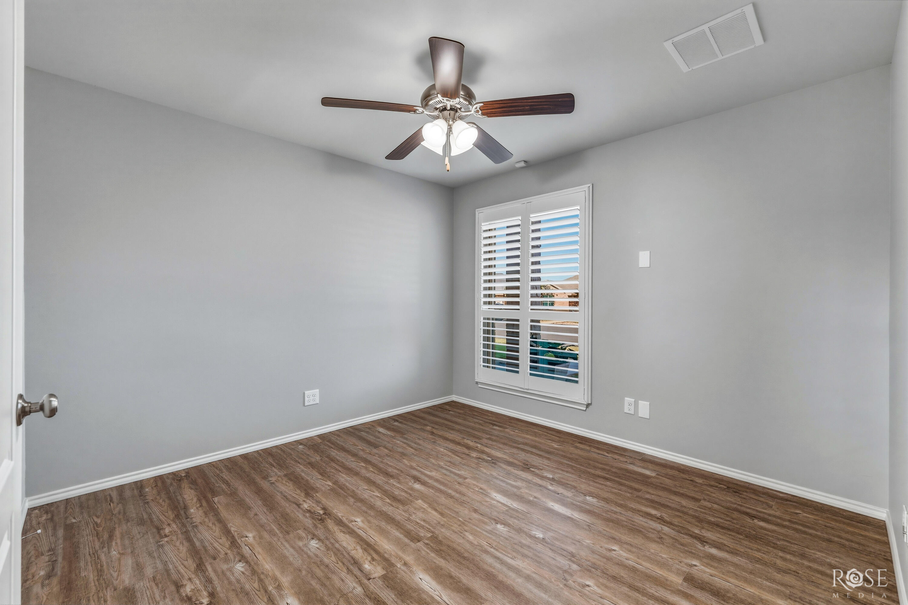 4125 Pendleton Parkway Property Photo 26