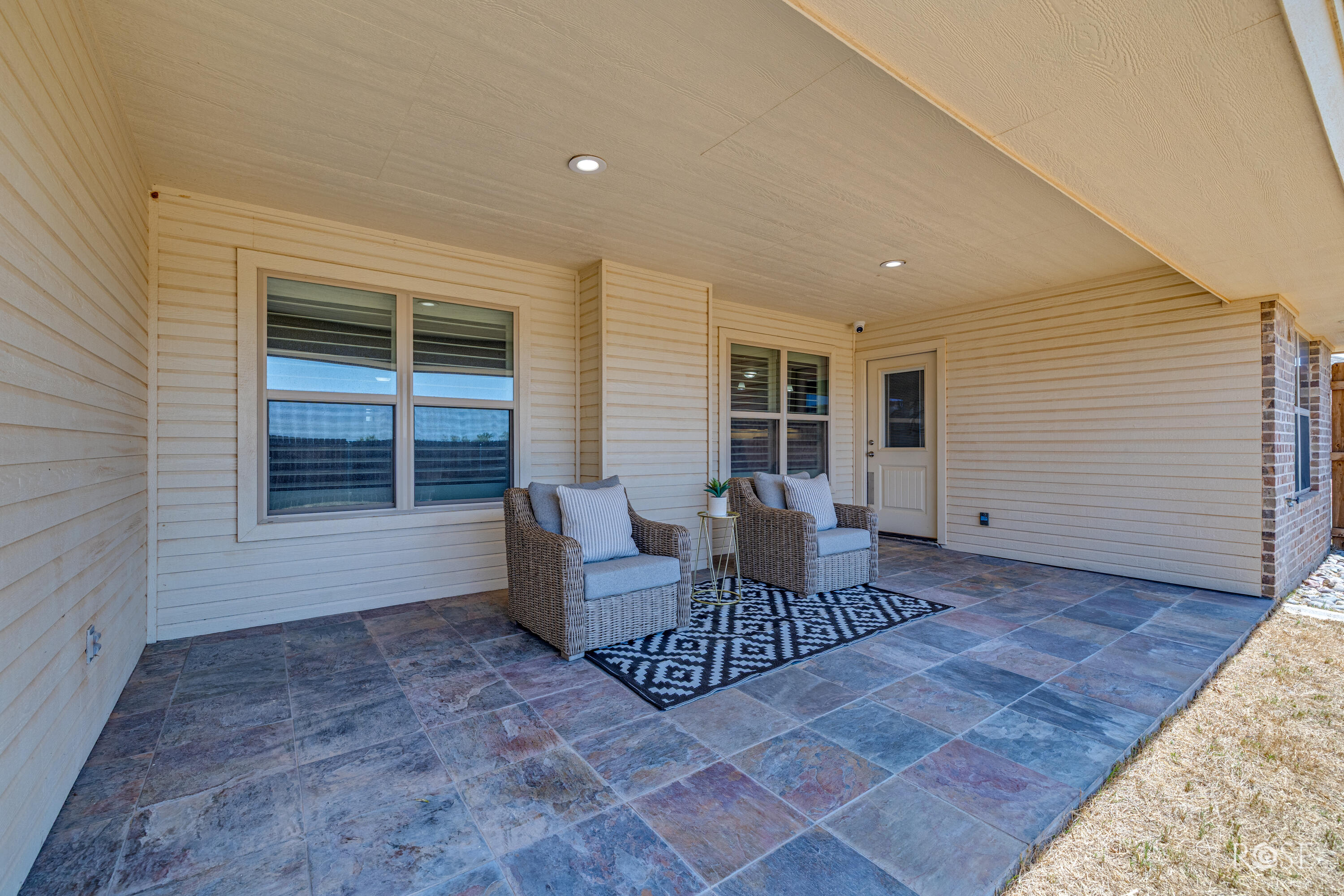 4125 Pendleton Parkway Property Photo 31