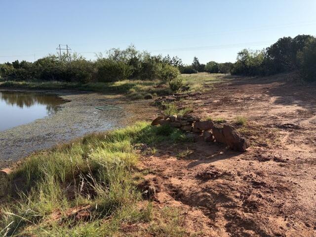 2400 N Hwy 277 Property Photo 4
