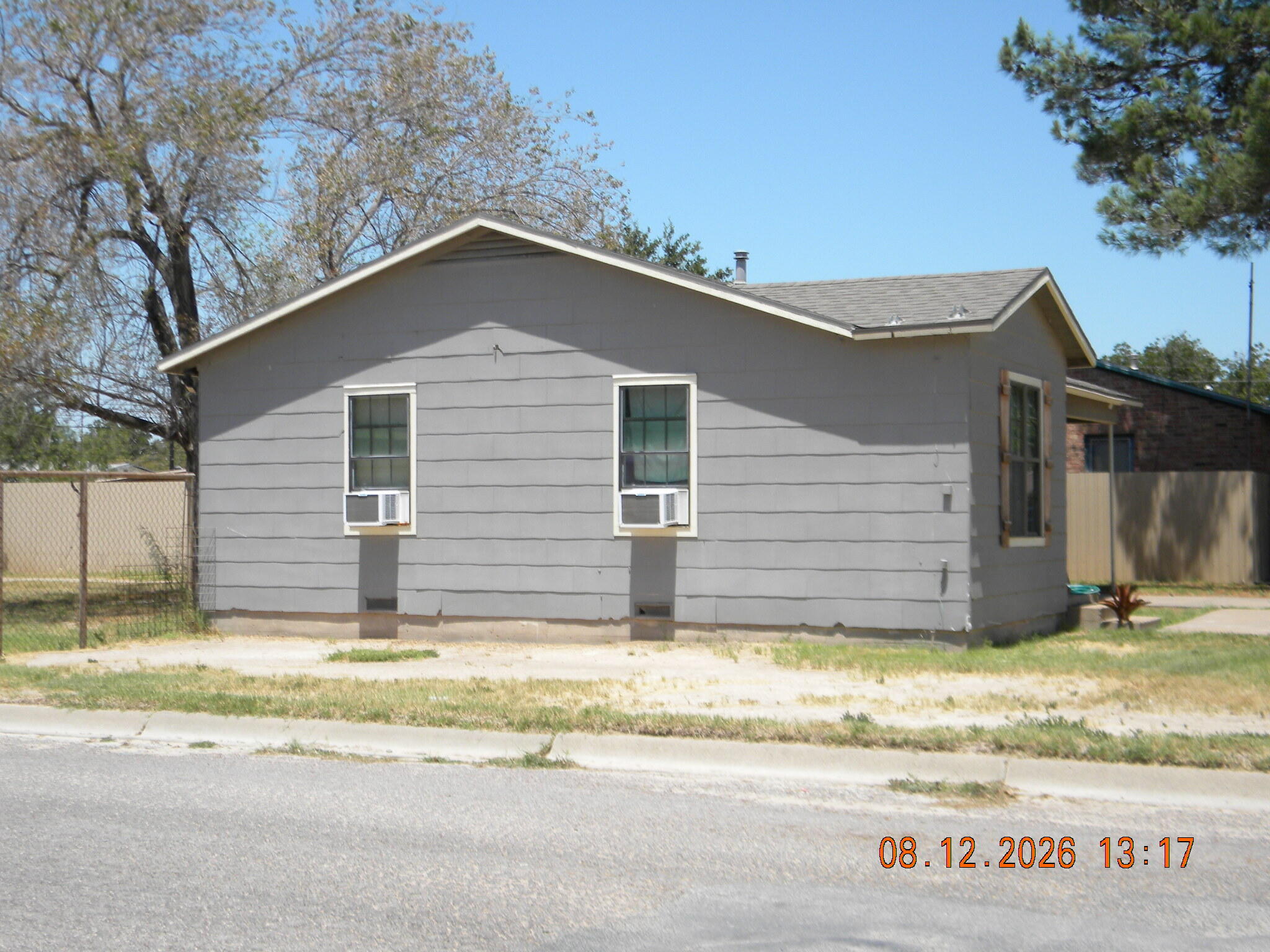 901 N Ohio Avenue Property Photo 2