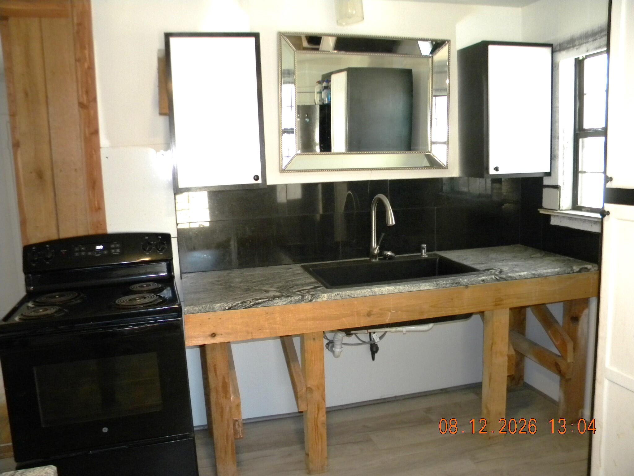 901 N Ohio Avenue Property Photo 7