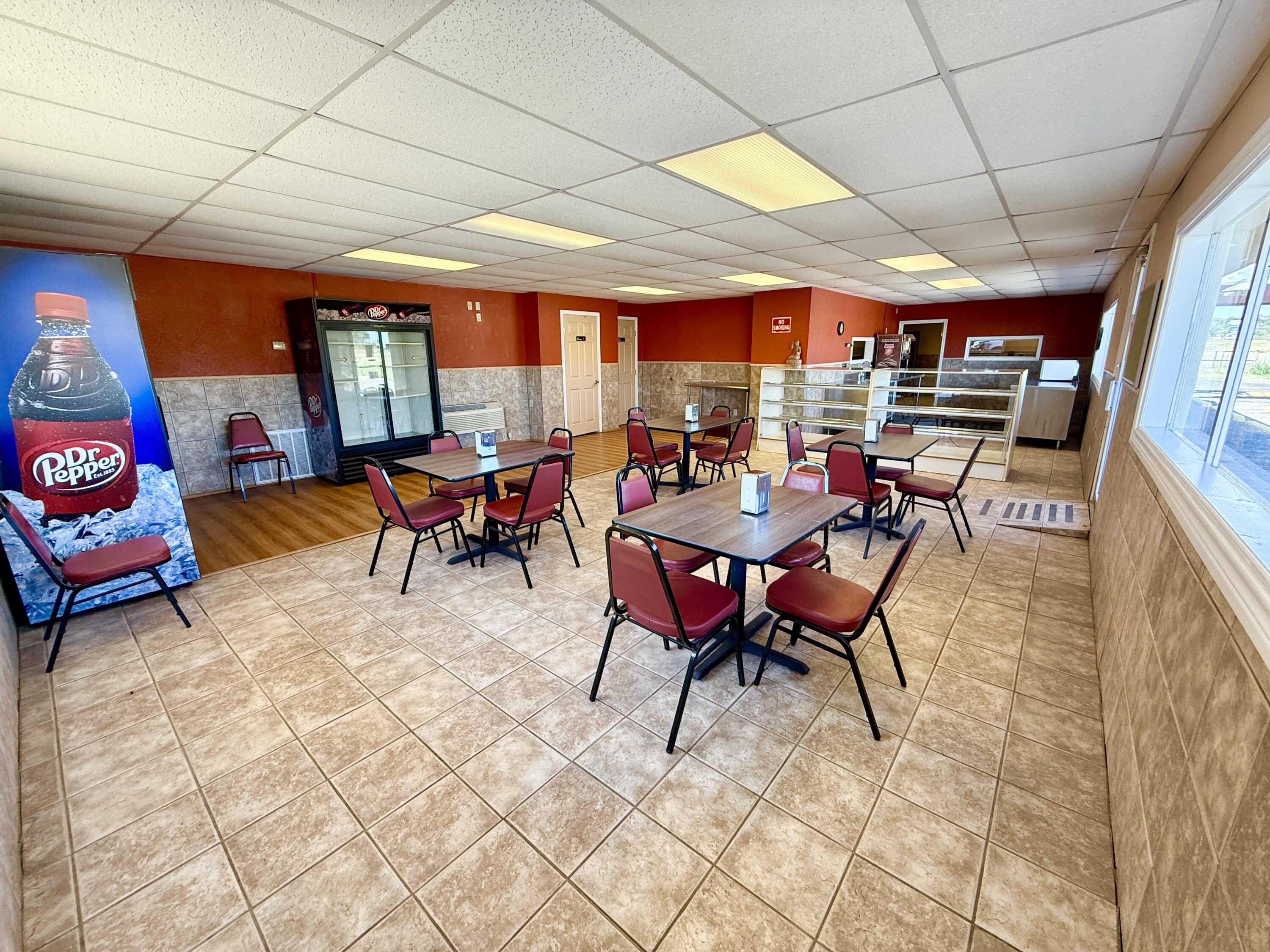 903 15th Street Property Photo 2