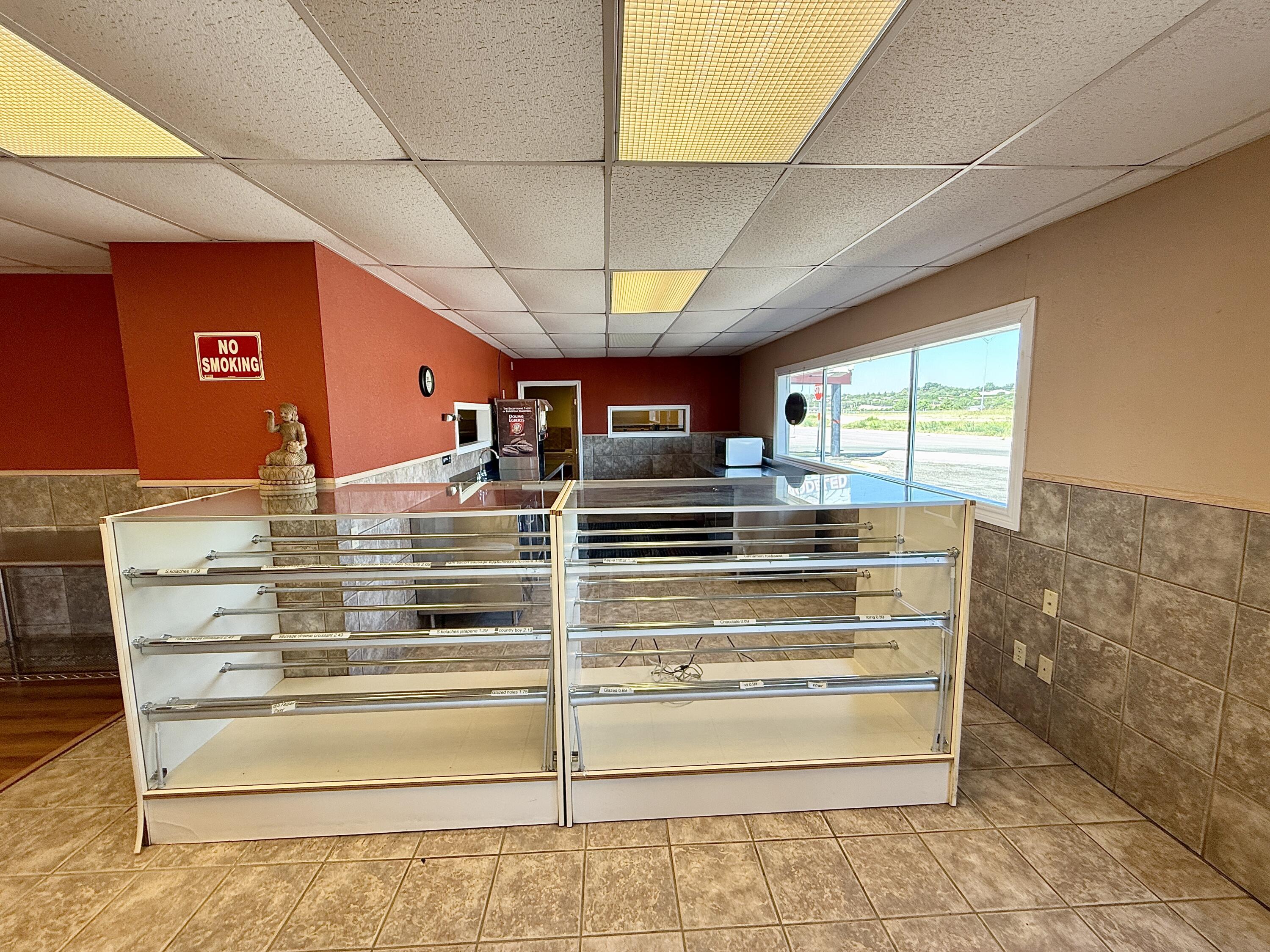 903 15th Street Property Photo 3