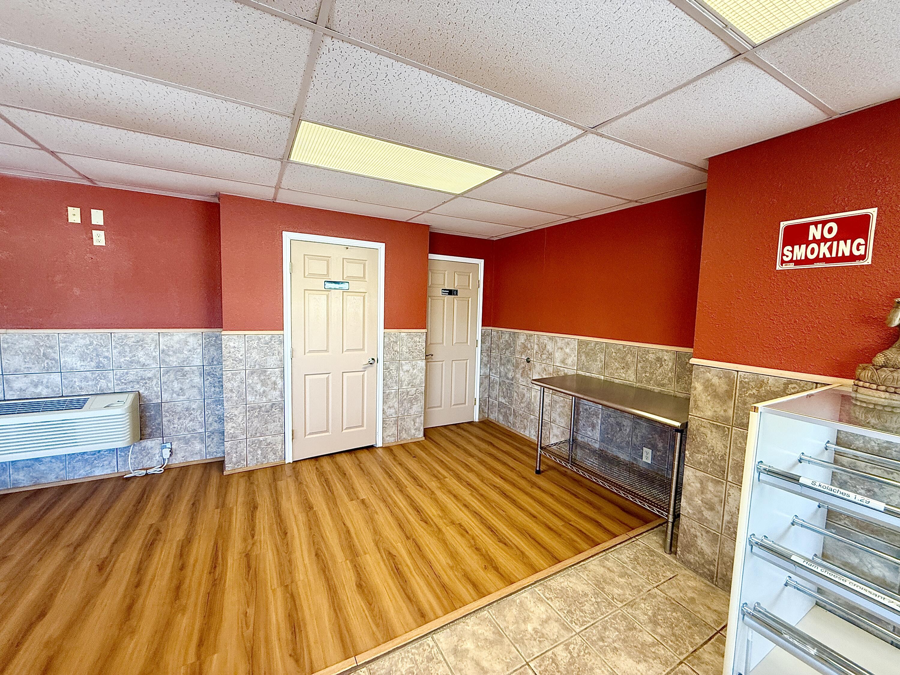 903 15th Street Property Photo 4