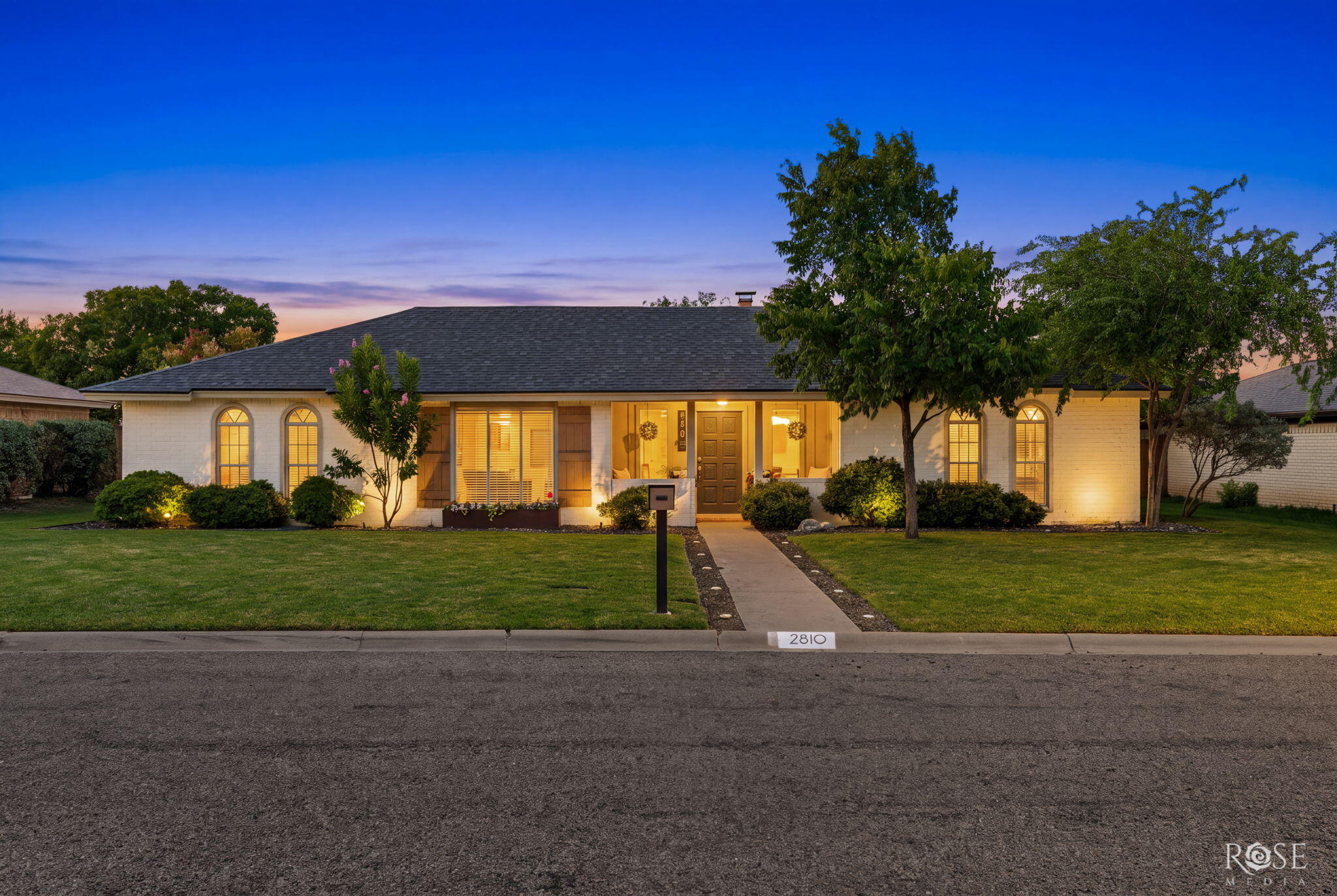 2810 Canyon Creek Drive Property Photo 2