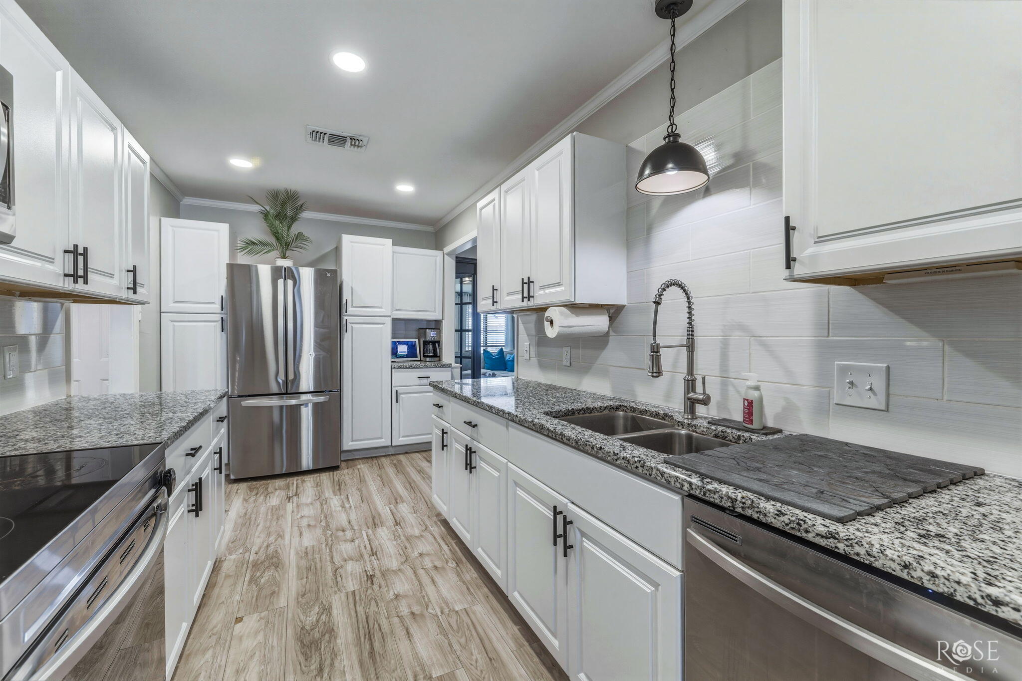 2810 Canyon Creek Drive Property Photo 10