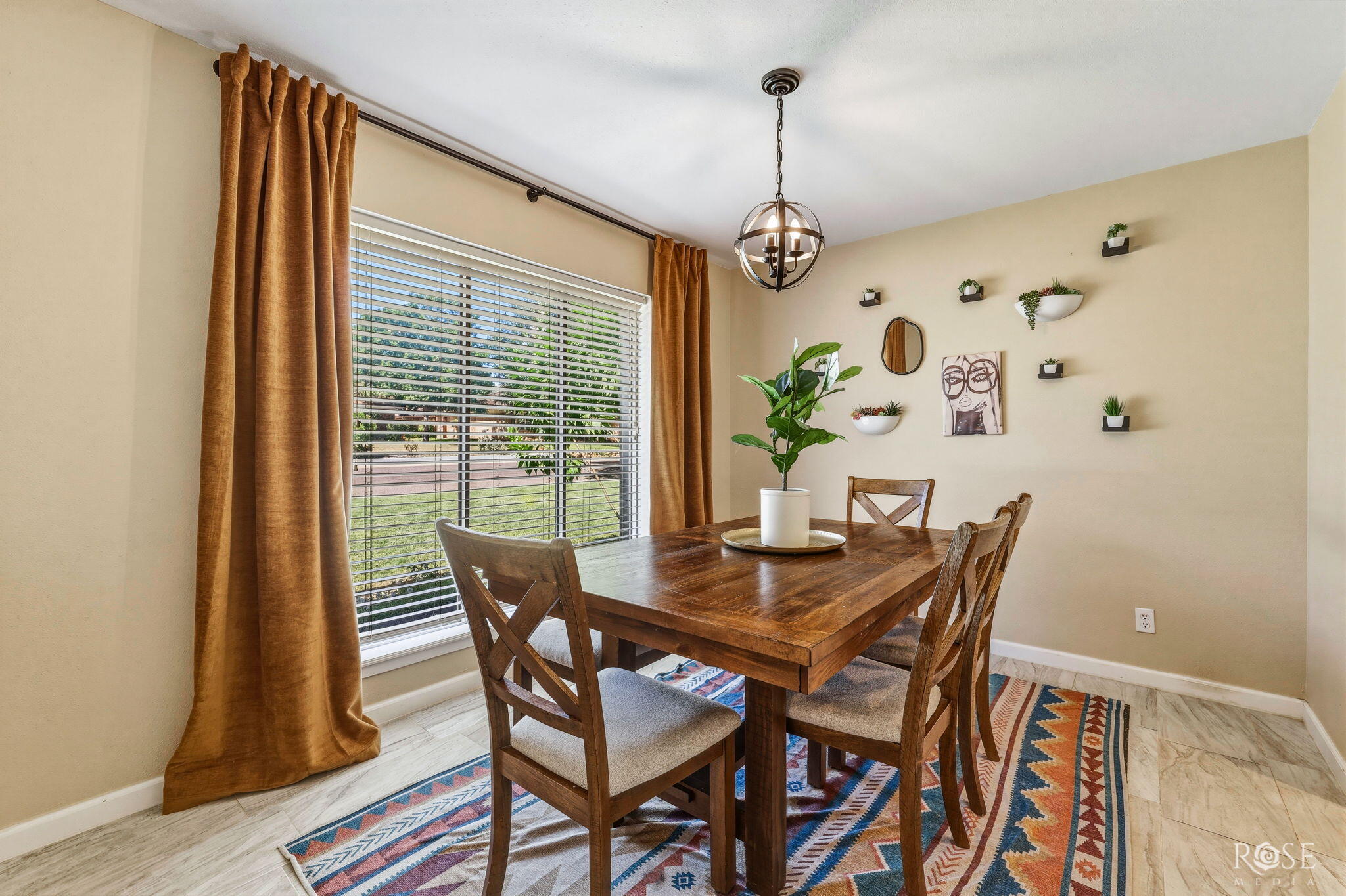 2810 Canyon Creek Drive Property Photo 12