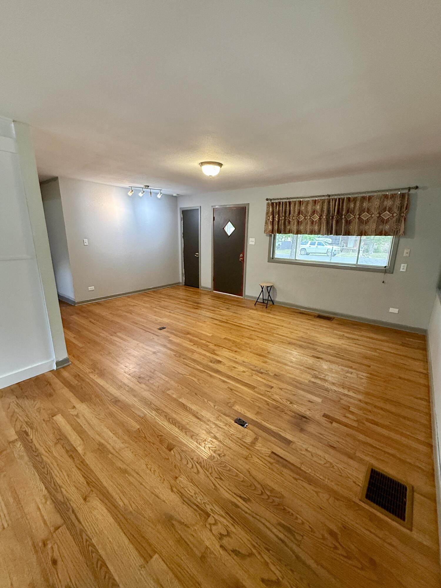 204 Cenizo Street Property Photo 5