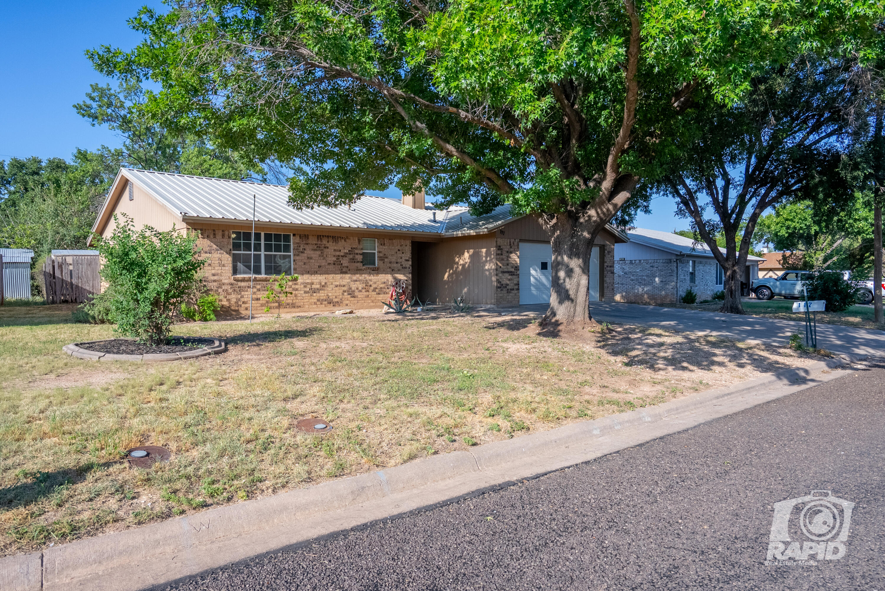 117 Inwood Drive Property Photo 3