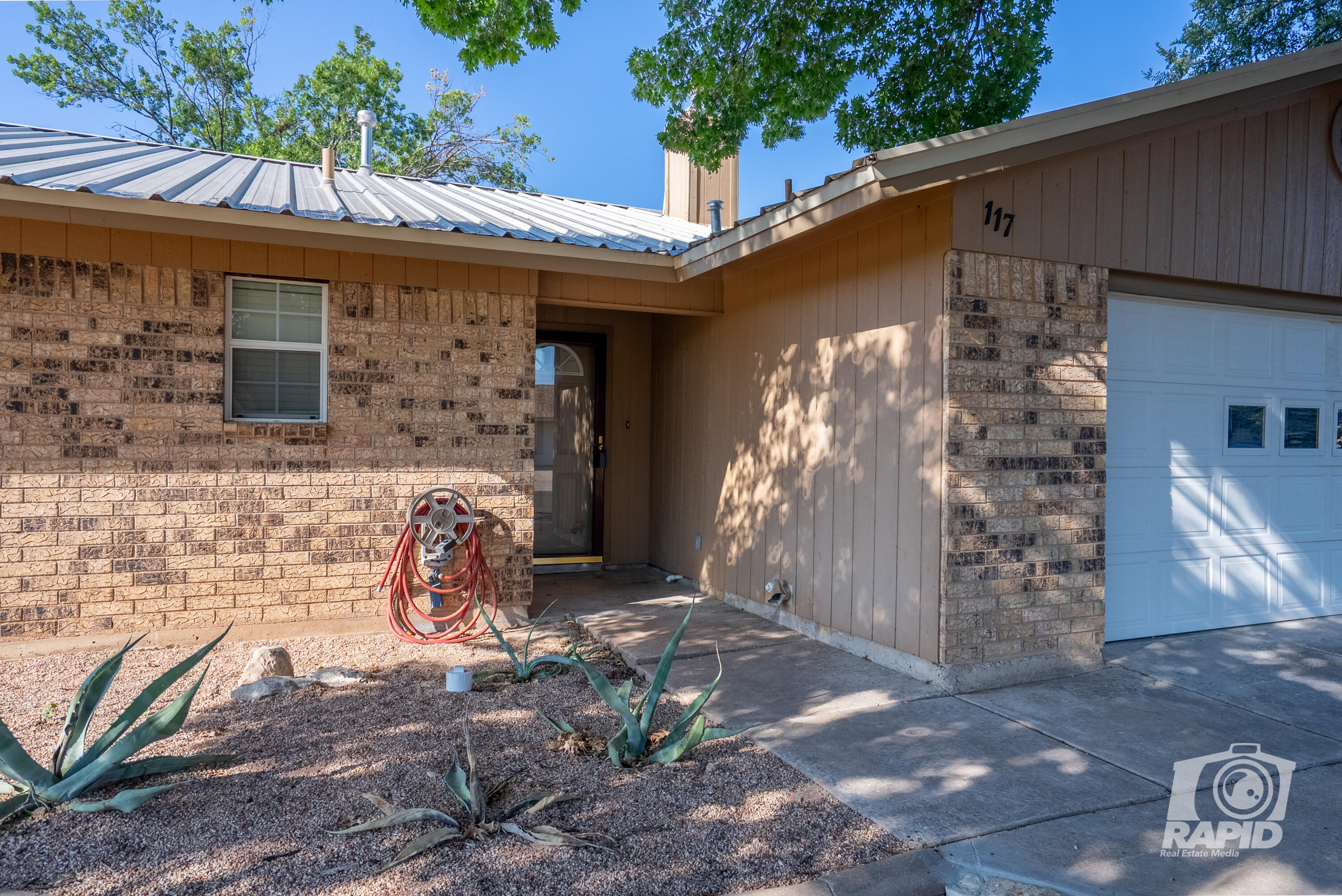 117 Inwood Drive Property Photo 6