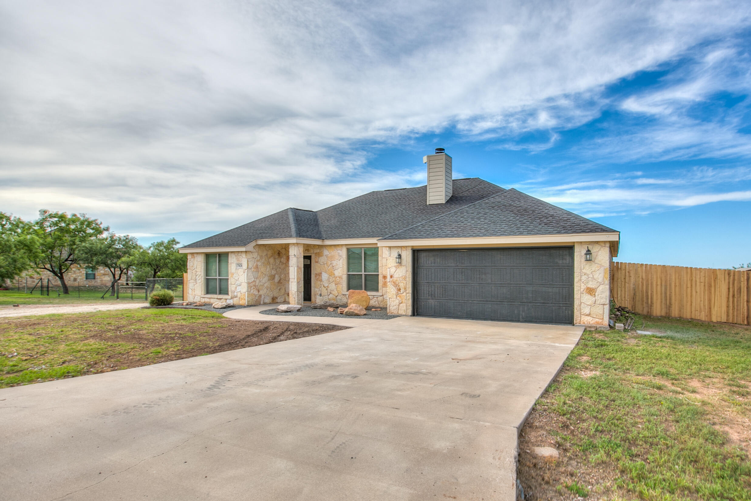 7828 Elk Run Property Photo 1