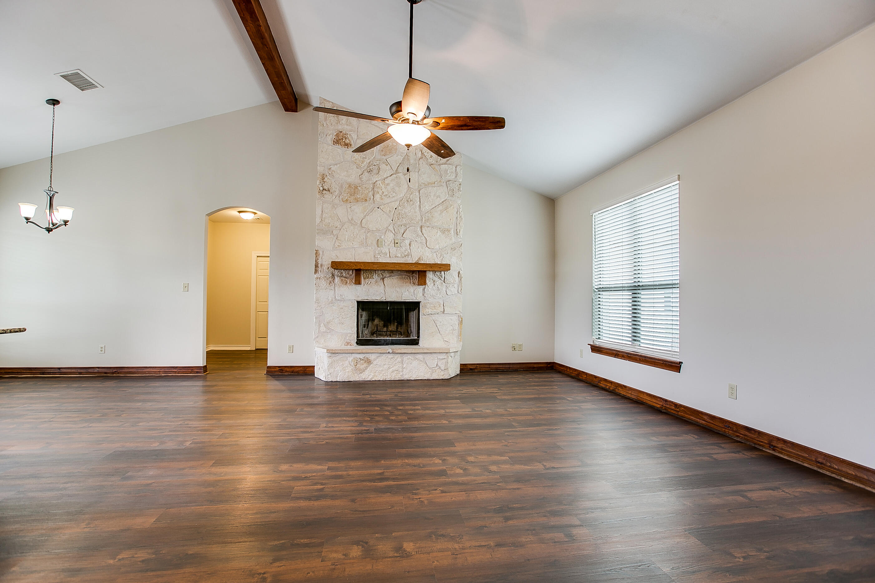 7828 Elk Run Property Photo 4
