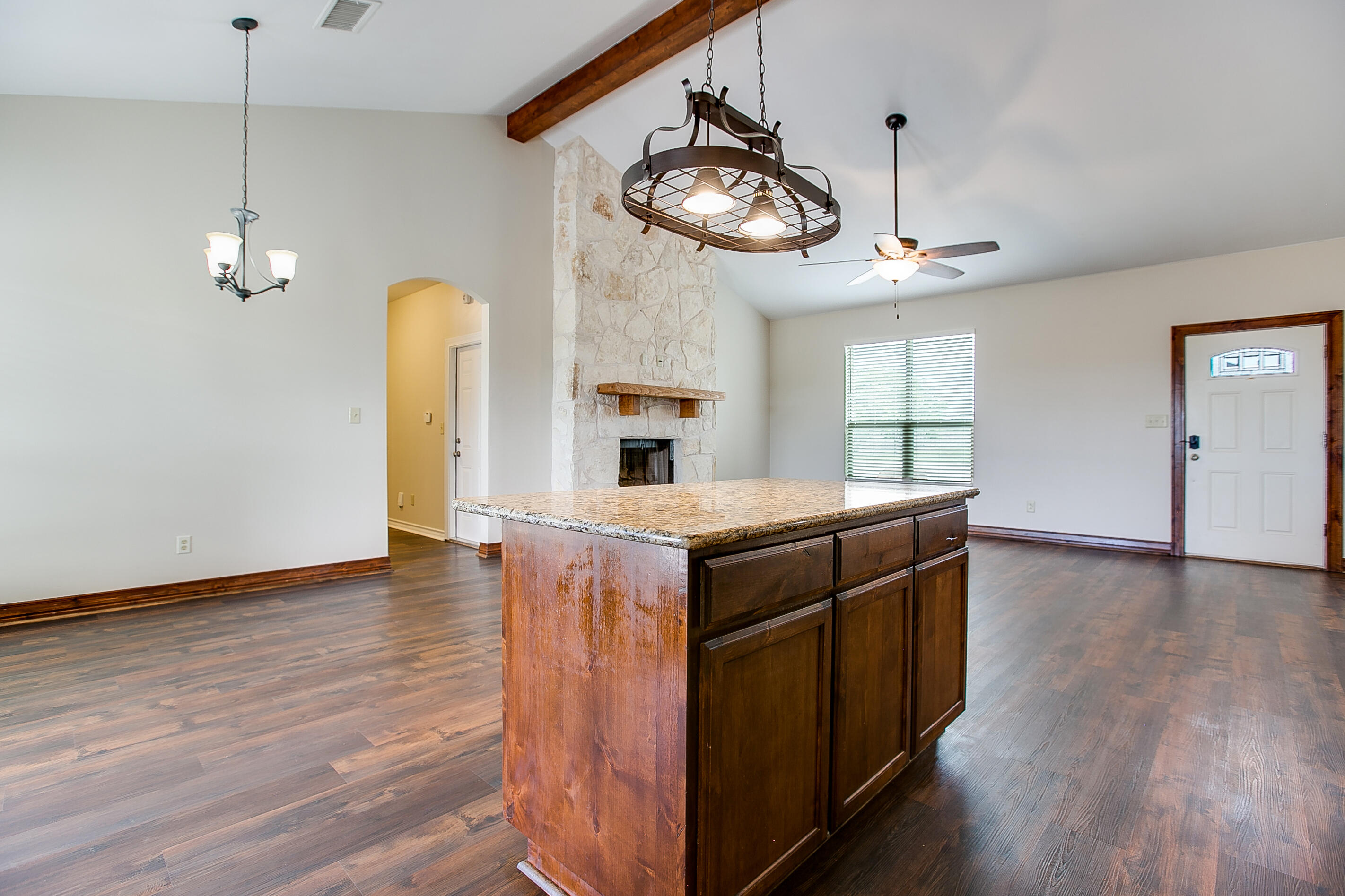 7828 Elk Run Property Photo 9