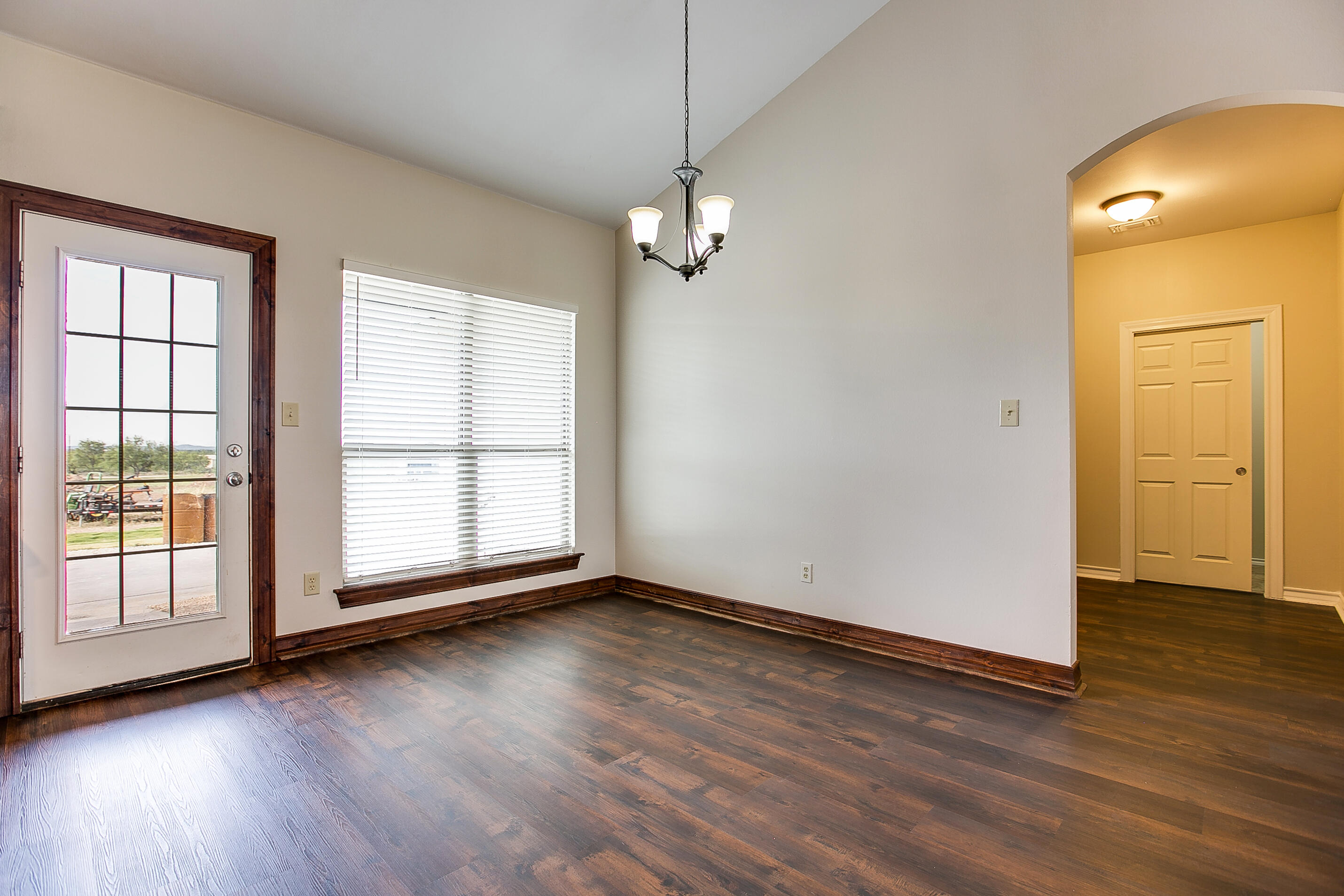 7828 Elk Run Property Photo 10