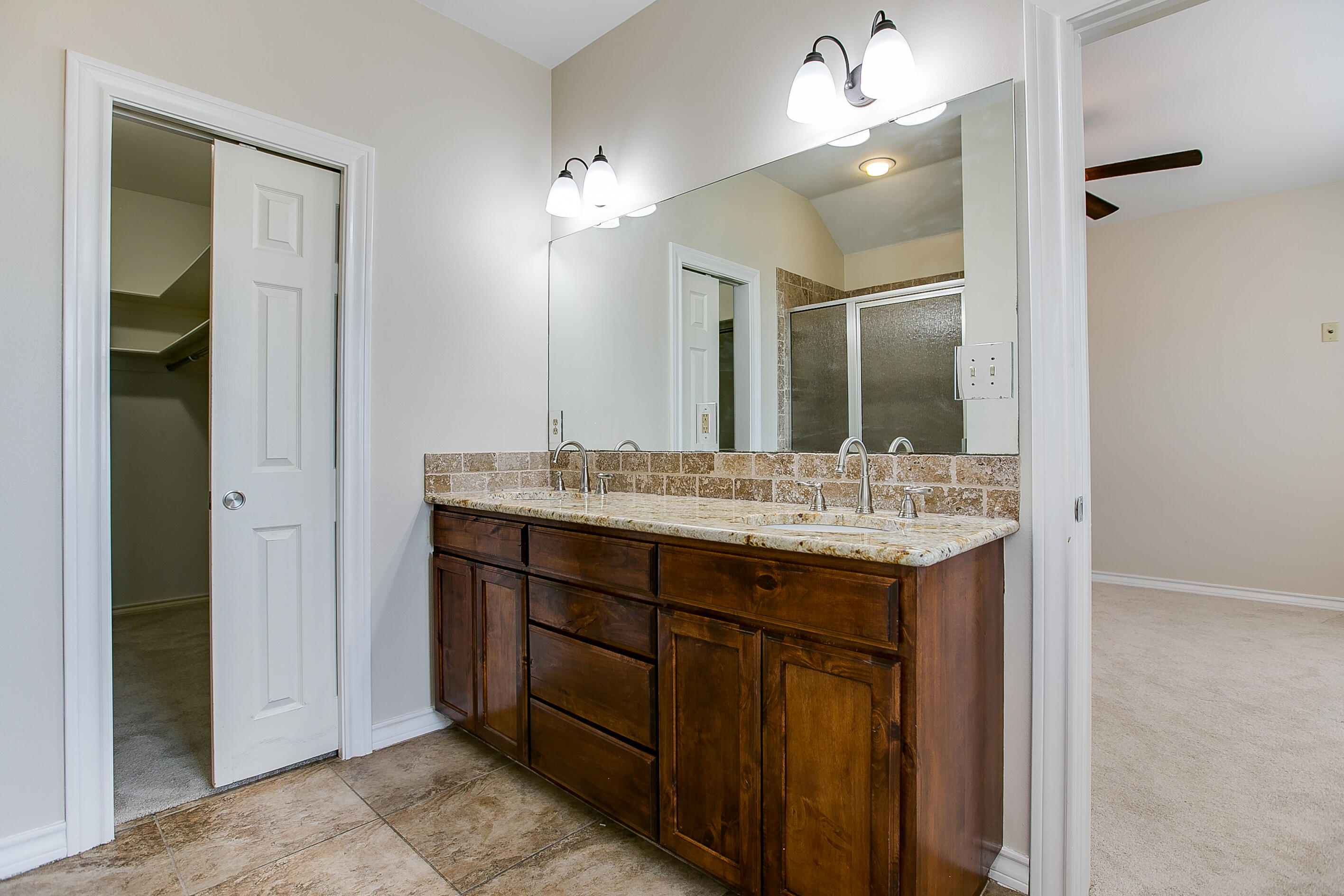 7828 Elk Run Property Photo 16