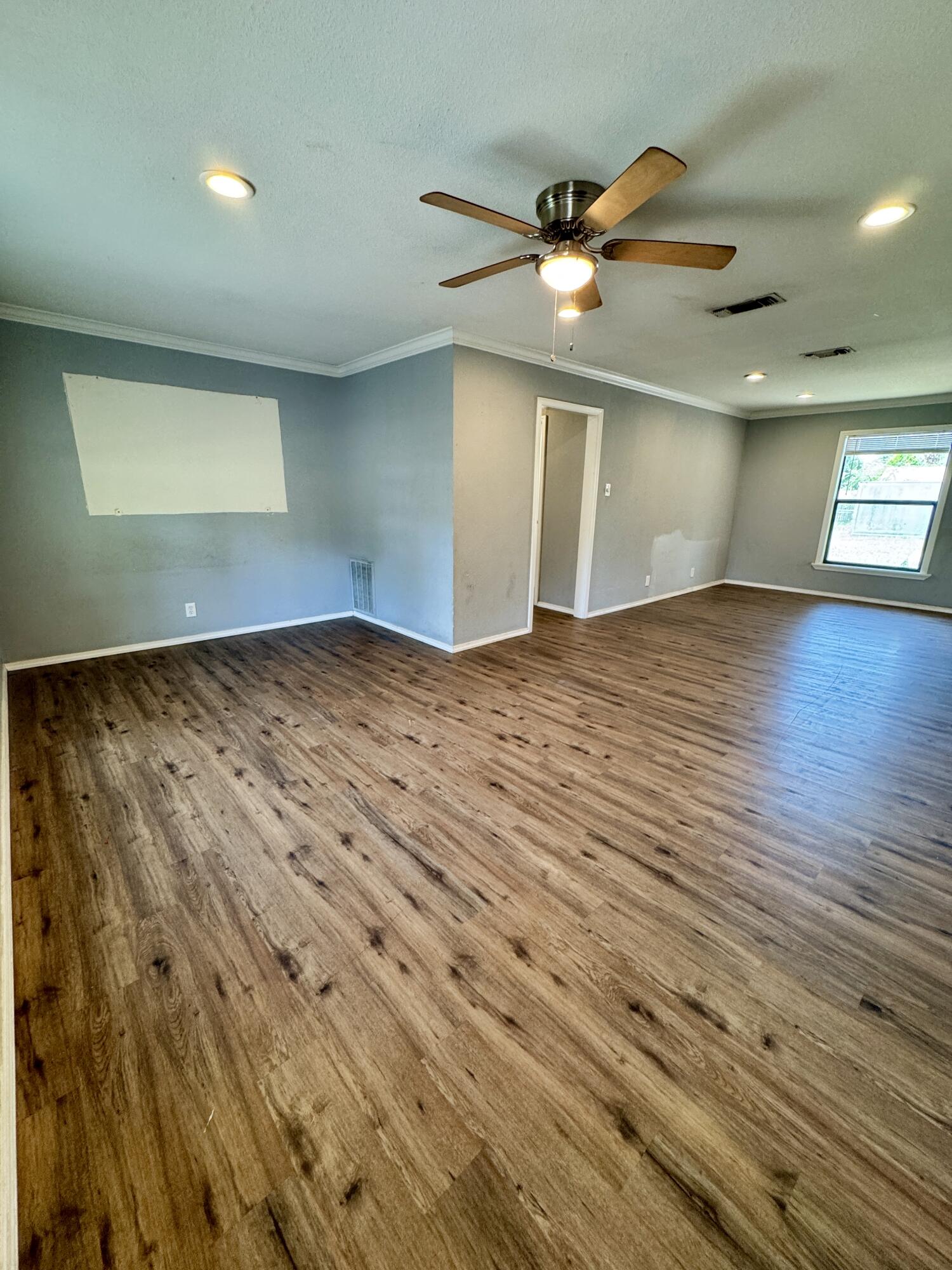 501 Wanda Street Property Photo 6