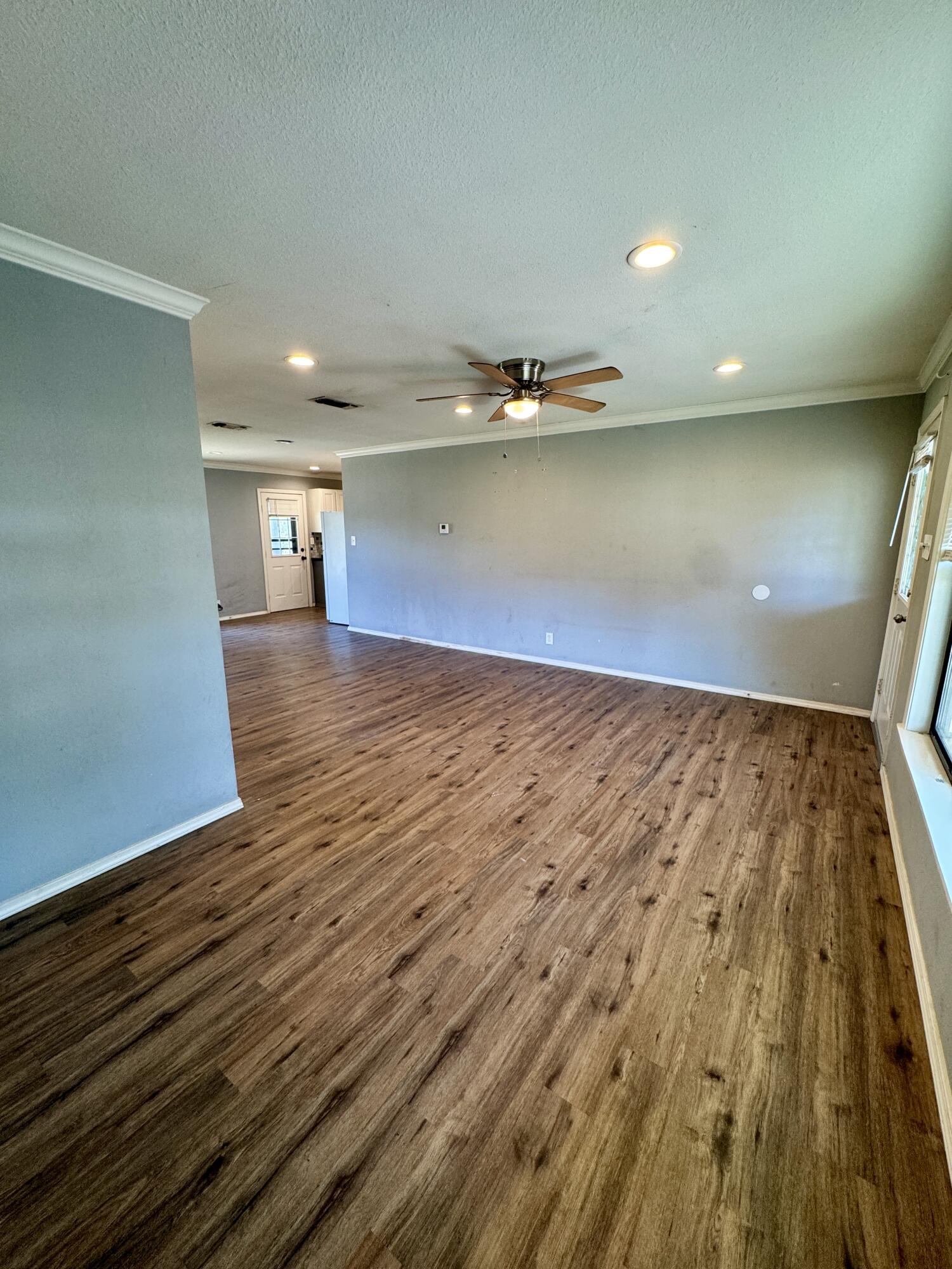 501 Wanda Street Property Photo 7