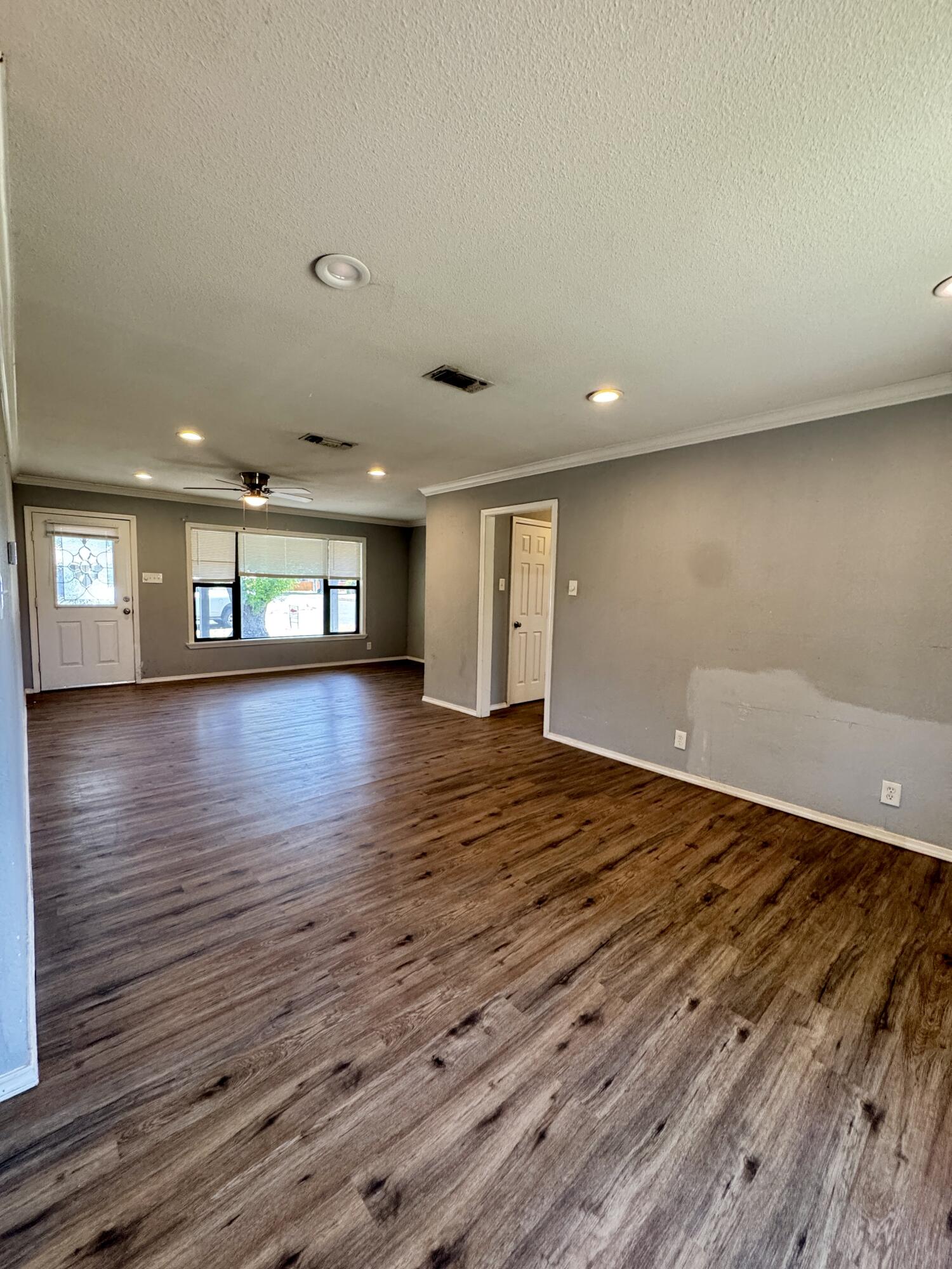 501 Wanda Street Property Photo 8