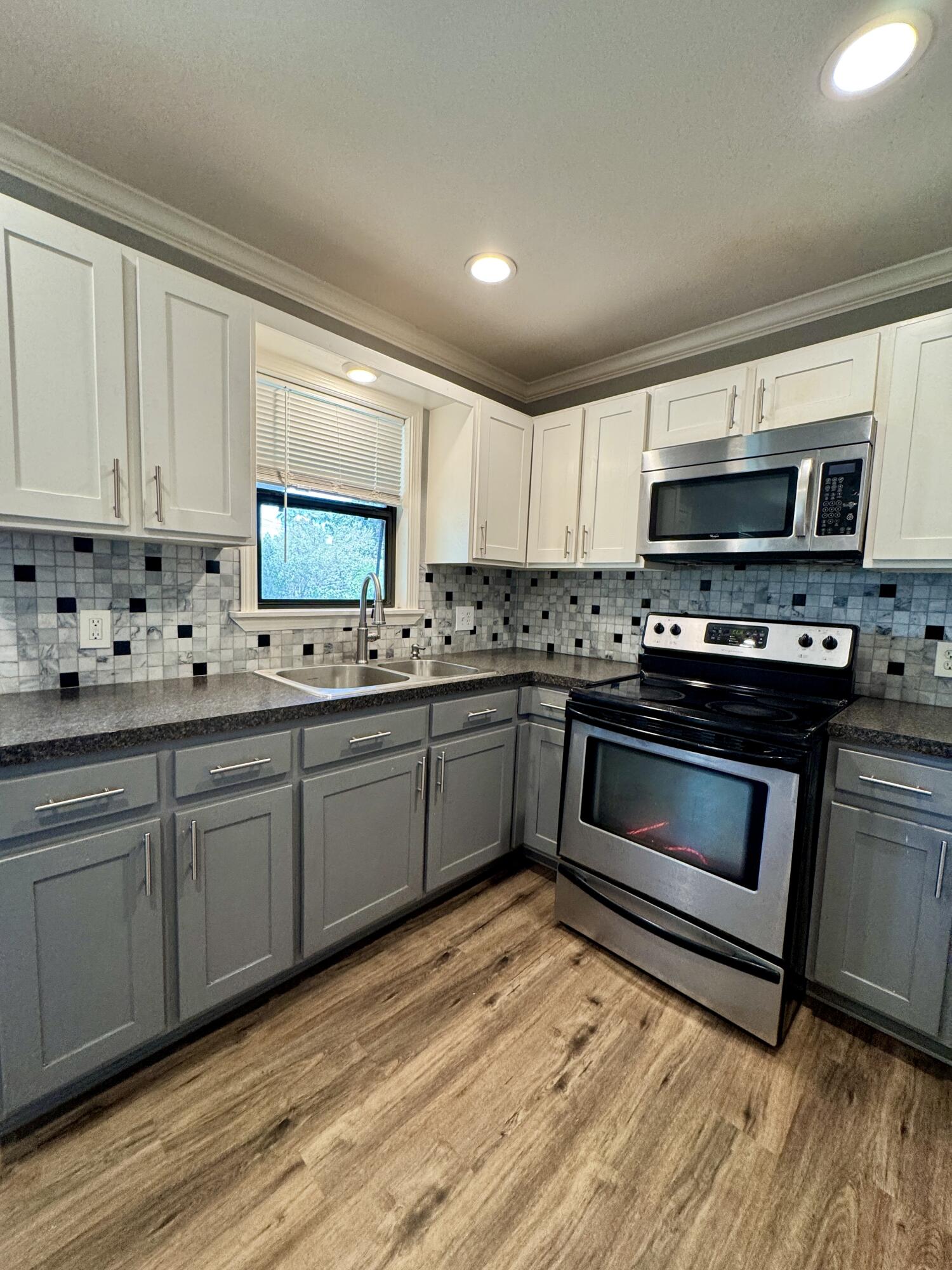 501 Wanda Street Property Photo 10