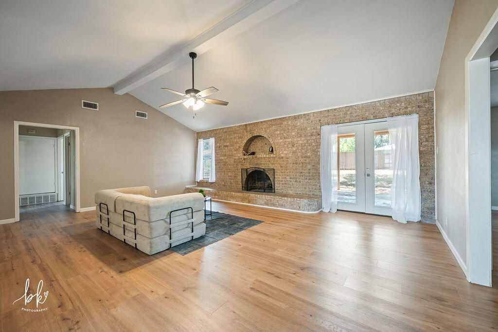 3609 Old Post Court Property Photo 5