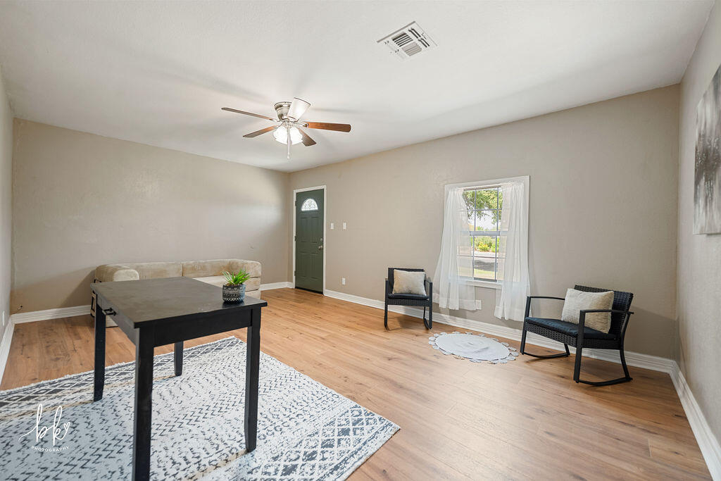 3609 Old Post Court Property Photo 12