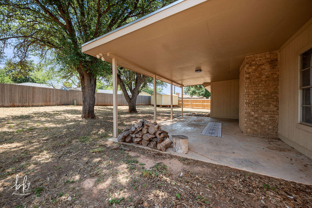 3609 Old Post Court Property Photo 18