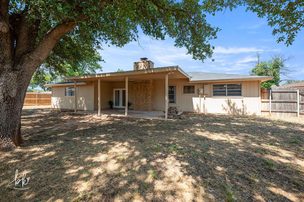 3609 Old Post Court Property Photo 19
