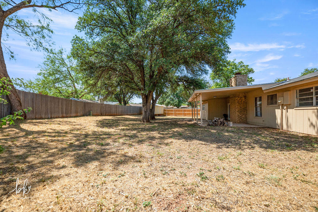 3609 Old Post Court Property Photo 20